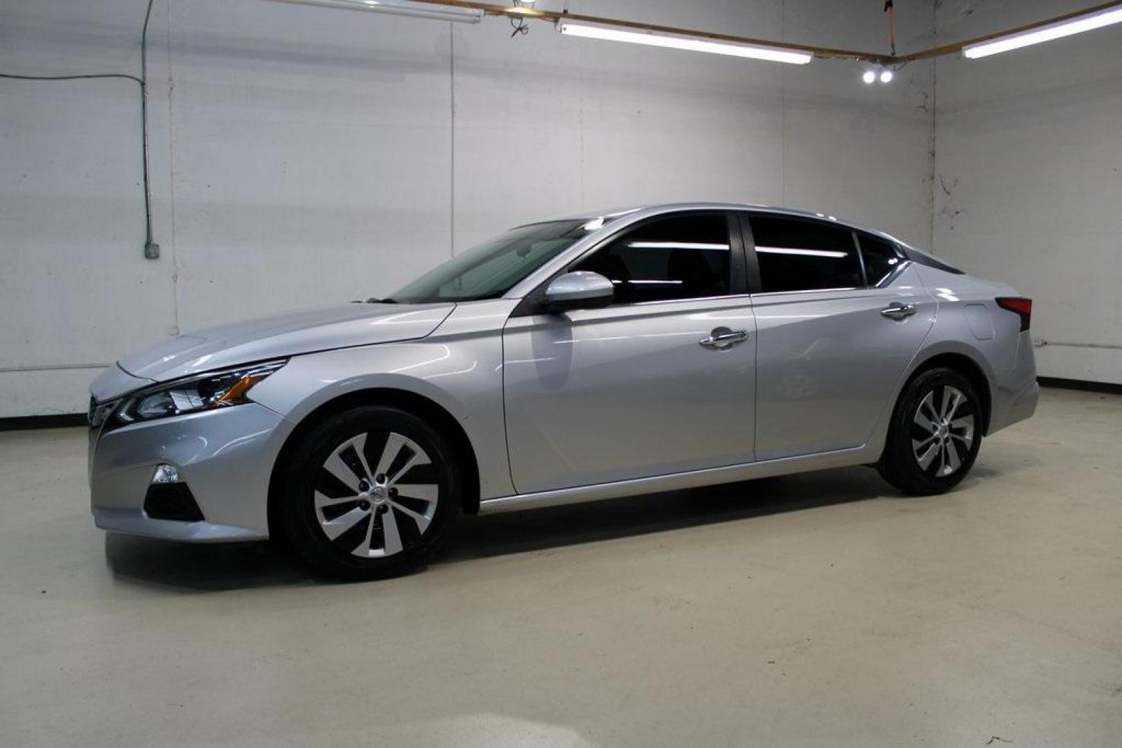 2020 Brilliant Silver Metallic /Charcoal Nissan Altima 2.5 S (1N4BL4BV0LC) with an 2.5L 4-Cylinder DOHC 16V engine, CVT transmission, located at 15300 Midway Rd., Addison, TX, 75001, (972) 702-0011, 32.958321, -96.838074 - 2020 Nissan Altima S<br>Now Available at Midway Auto Group Addison, Texas<br><br>The 2020 Nissan Altima S is a stylish, fuel-efficient midsize sedan designed to deliver a confident and comfortable driving experience. With its sleek exterior, modern tech features, and strong safety record, this Alti - Photo#4