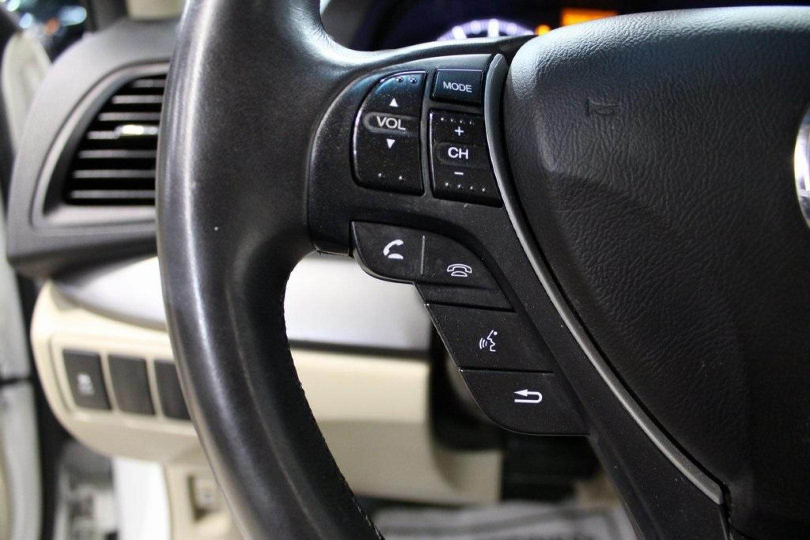 2015 White Diamond Pearl /Ebony Acura RDX Base (5J8TB4H32FL) with an 3.5L V6 SOHC i-VTEC 24V engine, Automatic transmission, located at 15300 Midway Rd., Addison, TX, 75001, (972) 702-0011, 32.958321, -96.838074 - 2015 Acura RDX w/ Technology Package<br>Now Available at Midway Auto Group Addison, Texas<br><br>Luxury, reliability, and performance come together in the 2015 Acura RDX with Technology Packagea premium compact SUV designed to elevate your driving experience. With upscale features, confident handli - Photo#23