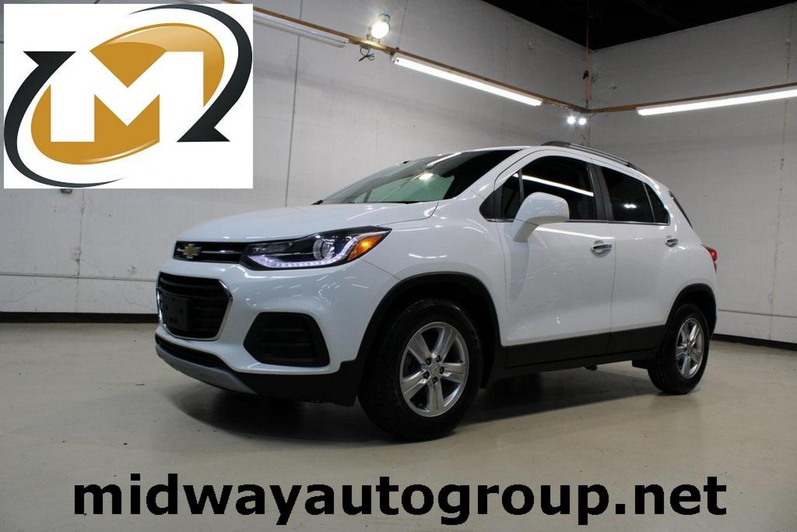 2018 Summit White /Jet Black Chevrolet Trax LT (KL7CJLSB5JB) with an ECOTEC 1.4L I4 SMPI DOHC Turbocharged VVT engine, Automatic transmission, located at 15300 Midway Rd., Addison, TX, 75001, (972) 702-0011, 32.958321, -96.838074 - 2018 Chevrolet Trax LT<br>Now Available at Midway Auto Group Addison, Texas<br><br>Compact in size but big on versatility, the 2018 Chevrolet Trax LT is a smart choice for drivers looking for efficiency, maneuverability, and modern convenience. Whether you're navigating Dallas traffic or planning a - Photo#0