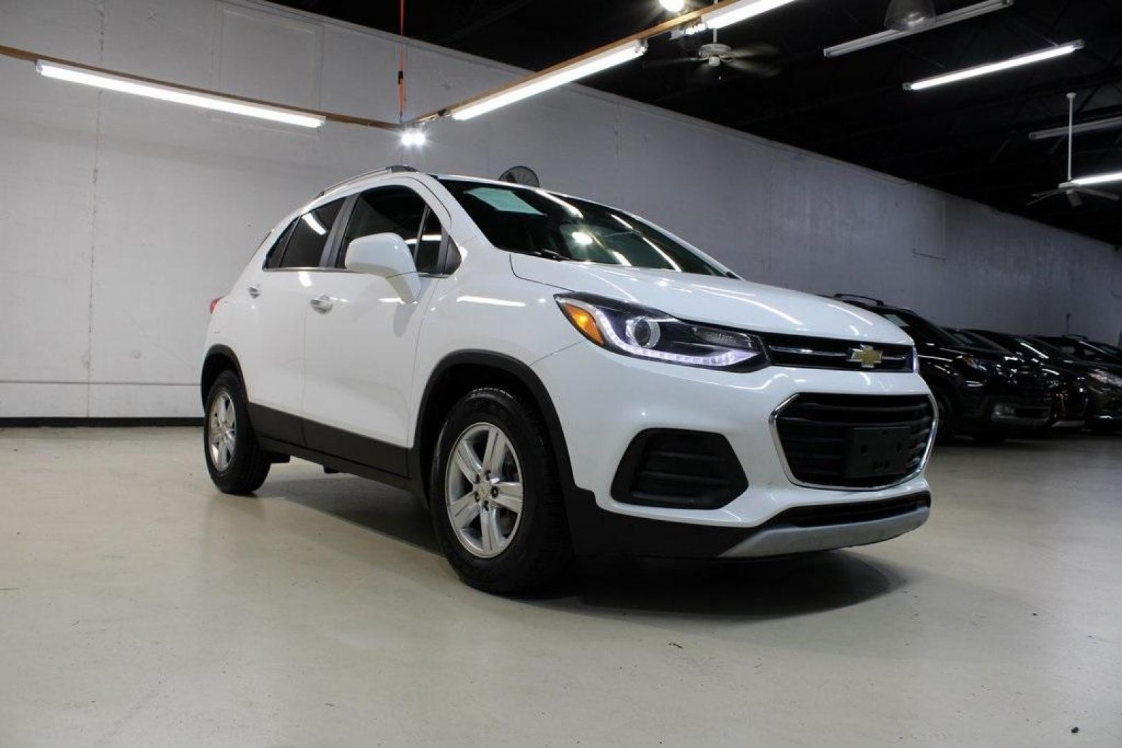 2018 Summit White /Jet Black Chevrolet Trax LT (KL7CJLSB5JB) with an ECOTEC 1.4L I4 SMPI DOHC Turbocharged VVT engine, Automatic transmission, located at 15300 Midway Rd., Addison, TX, 75001, (972) 702-0011, 32.958321, -96.838074 - 2018 Chevrolet Trax LT<br>Now Available at Midway Auto Group Addison, Texas<br><br>Compact in size but big on versatility, the 2018 Chevrolet Trax LT is a smart choice for drivers looking for efficiency, maneuverability, and modern convenience. Whether you're navigating Dallas traffic or planning a - Photo#1