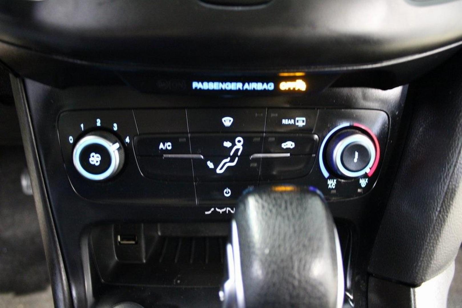 2018 Shadow Black /Charcoal Black Ford Focus S (1FADP3E20JL) with an 2.0L I4 DGI Ti-VCT engine, Automatic transmission, located at 15300 Midway Rd., Addison, TX, 75001, (972) 702-0011, 32.958321, -96.838074 - 2018 Ford Focus S<br>Now Available at Midway Auto Group Addison, Texas<br><br>Efficient, reliable, and fun to drivethe 2018 Ford Focus S is a compact sedan that offers outstanding value for daily commuters, first-time buyers, or anyone looking for practical, affordable transportation. With its nimb - Photo#20