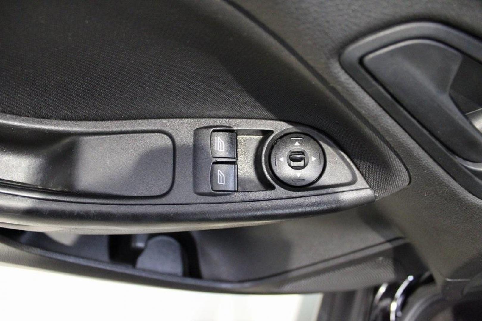 2018 Shadow Black /Charcoal Black Ford Focus S (1FADP3E20JL) with an 2.0L I4 DGI Ti-VCT engine, Automatic transmission, located at 15300 Midway Rd., Addison, TX, 75001, (972) 702-0011, 32.958321, -96.838074 - 2018 Ford Focus S<br>Now Available at Midway Auto Group Addison, Texas<br><br>Efficient, reliable, and fun to drivethe 2018 Ford Focus S is a compact sedan that offers outstanding value for daily commuters, first-time buyers, or anyone looking for practical, affordable transportation. With its nimb - Photo#25