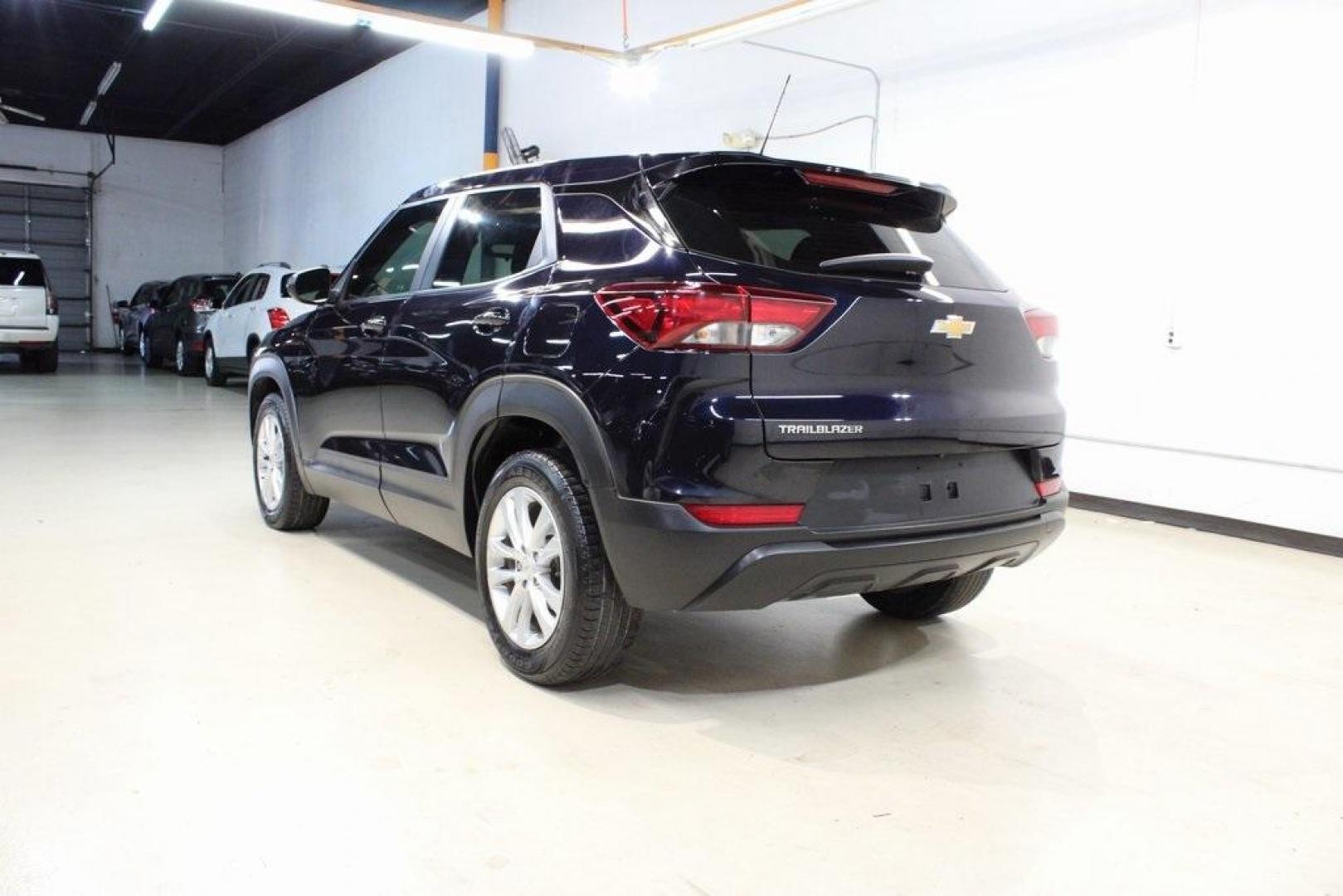 2021 Midnight Blue Metallic /Black Chevrolet TrailBlazer LS (KL79MMS28MB) with an 1.2L Ecotec Turbo DOHC DI w/VVT engine, CVT transmission, located at 15300 Midway Rd., Addison, TX, 75001, (972) 702-0011, 32.958321, -96.838074 - 2021 Chevrolet Trailblazer LT<br>Now Available at Midway Auto Group Addison, Texas<br><br>Sporty, spacious, and loaded with techthe 2021 Chevrolet Trailblazer LT is the perfect crossover for drivers who want bold styling and everyday practicality. With excellent fuel economy, intuitive safety featu - Photo#4