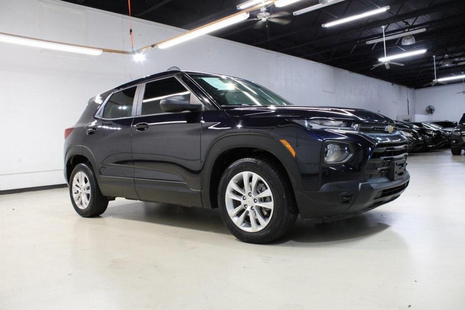 2021 Midnight Blue Metallic /Black Chevrolet TrailBlazer LS (KL79MMS28MB) with an 1.2L Ecotec Turbo DOHC DI w/VVT engine, CVT transmission, located at 15300 Midway Rd., Addison, TX, 75001, (972) 702-0011, 32.958321, -96.838074 - 2021 Chevrolet Trailblazer LT<br>Now Available at Midway Auto Group Addison, Texas<br><br>Sporty, spacious, and loaded with techthe 2021 Chevrolet Trailblazer LT is the perfect crossover for drivers who want bold styling and everyday practicality. With excellent fuel economy, intuitive safety featu - Photo#7