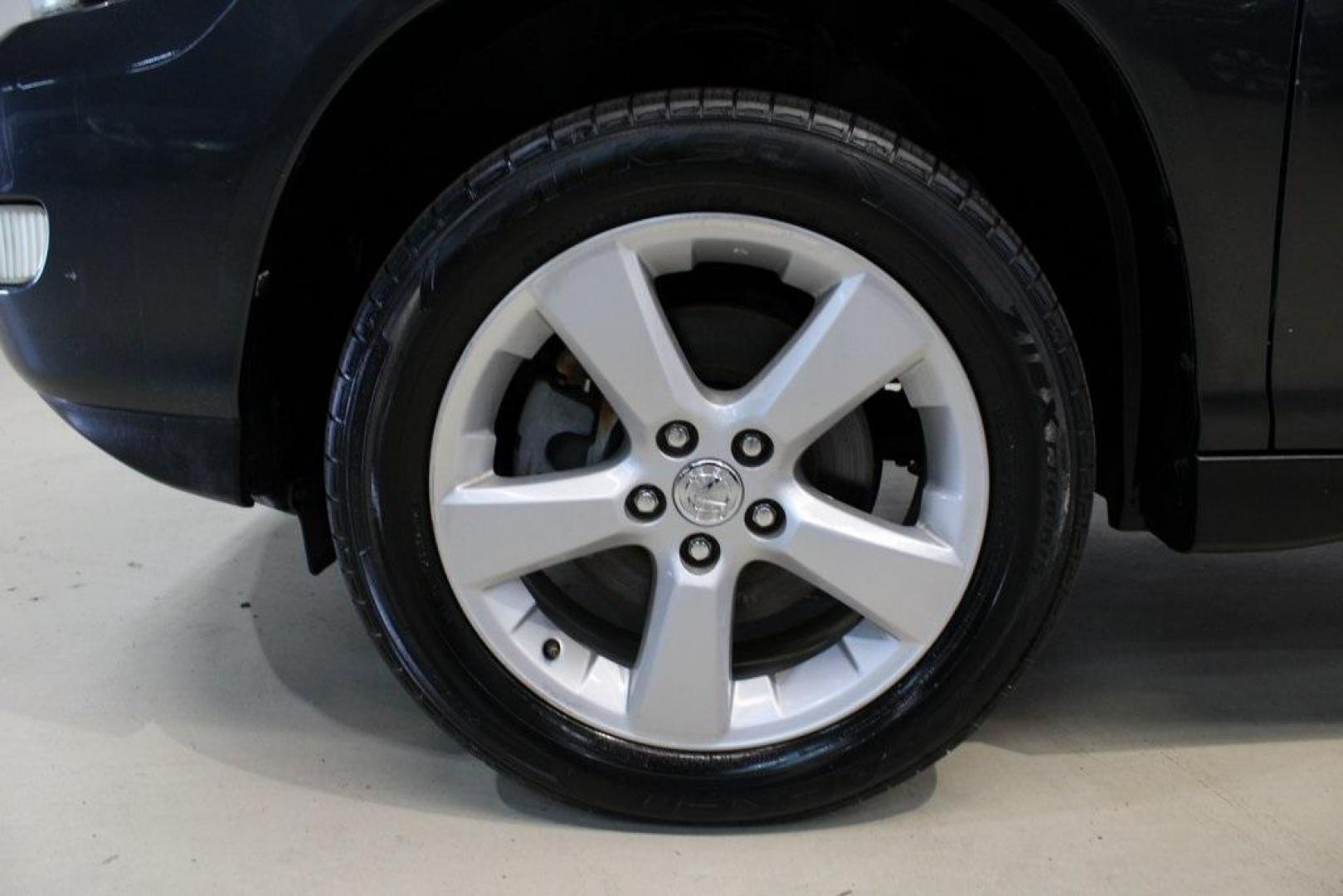 2005 Light Blue /Beige Lexus RX 330 (JTJGA31U850) with an 3.3L V6 SMPI DOHC 24V engine, Automatic transmission, located at 15300 Midway Rd., Addison, TX, 75001, (972) 702-0011, 32.958321, -96.838074 - Photo#7