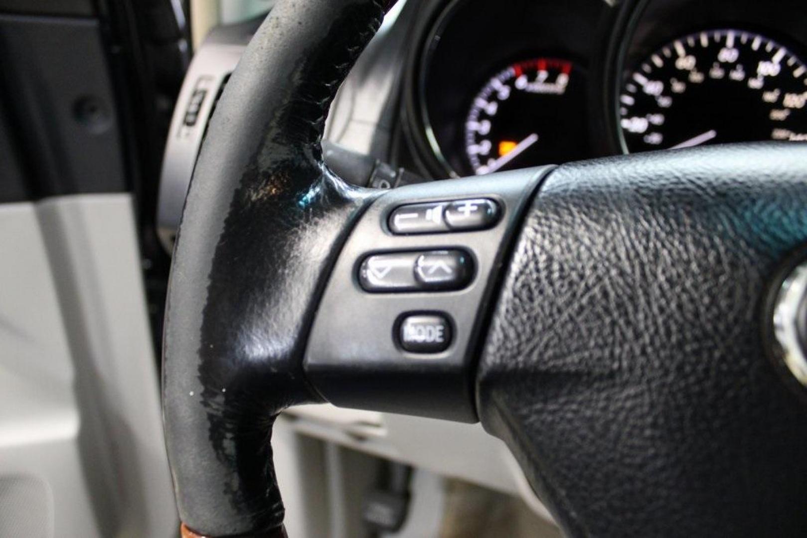 2005 Light Blue /Beige Lexus RX 330 (JTJGA31U850) with an 3.3L V6 SMPI DOHC 24V engine, Automatic transmission, located at 15300 Midway Rd., Addison, TX, 75001, (972) 702-0011, 32.958321, -96.838074 - Photo#19