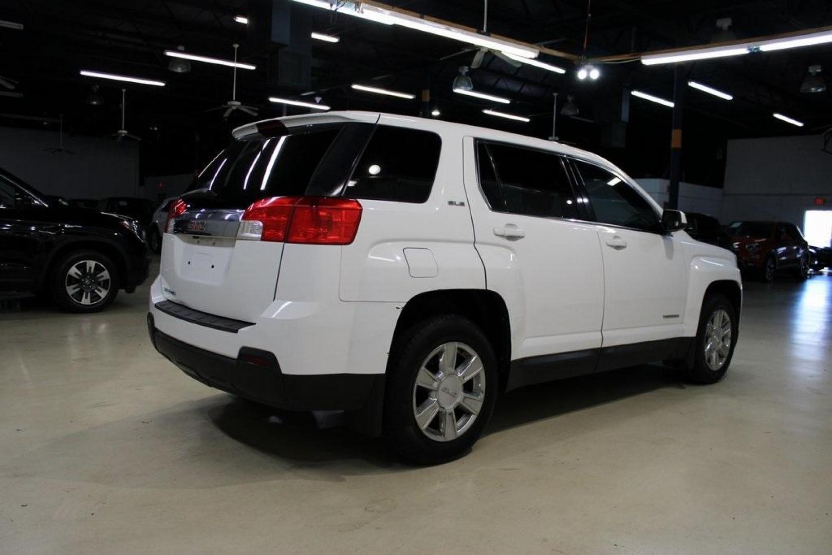 2010 Summit White /Black GMC Terrain SLE-1 (2CTALBEW6A6) with an 2.4L I4 SIDI VVT engine, Automatic transmission, located at 15300 Midway Rd., Addison, TX, 75001, (972) 702-0011, 32.958321, -96.838074 - 2010 GMC Terrain SLE-1<br>Now Available at Midway Auto Group Addison, Texas<br><br>Versatile, roomy, and built for everyday confidence this 2010 GMC Terrain SLE1 delivers rugged utility with driver friendly comfort. With a spacious cabin, solid performance, and an intuitive feature set, its an idea - Photo#2