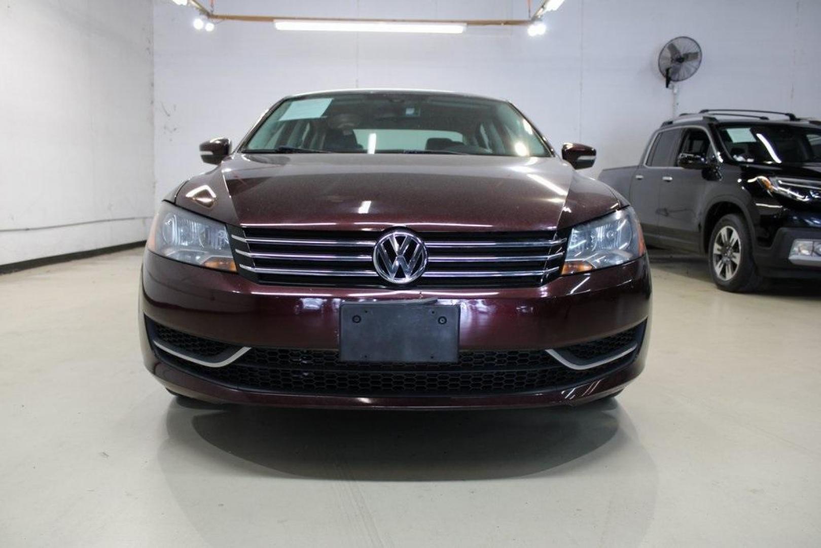 2013 OPERA RED METALLIC /Titan Black Volkswagen Passat 2.5 SE (1VWBH7A39DC) with an 2.5L 5-Cylinder DOHC engine, Automatic transmission, located at 15300 Midway Rd., Addison, TX, 75001, (972) 702-0011, 32.958321, -96.838074 - HOME OF THE NO HAGGLE PRICE - WHOLESALE PRICES TO THE PUBLIC!! Odometer is 27352 miles below market average!<br><br>OPERA RED METALLIC 2013 Volkswagen Passat 2.5 SE<br><br>22/31 City/Highway MPG<br><br>Awards:<br> * 2013 KBB.com 10 Best New Sedans Under $25,000 * 2013 KBB.com 10 Best Family Cars< - Photo#7