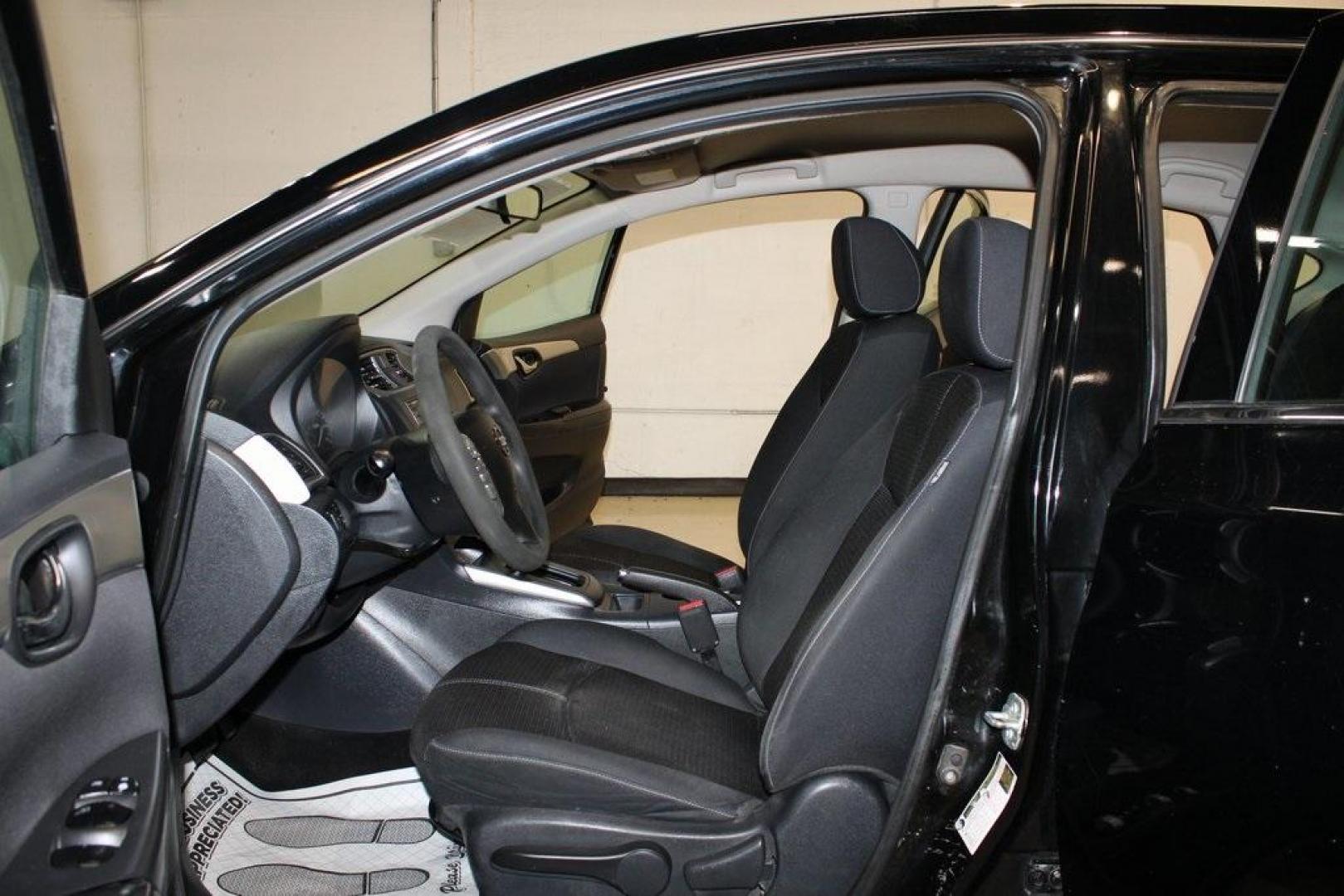 2017 Super Black /Charcoal Nissan Sentra S (3N1AB7AP1HY) with an 1.8L 4-Cylinder DOHC 16V engine, CVT transmission, located at 15300 Midway Rd., Addison, TX, 75001, (972) 702-0011, 32.958321, -96.838074 - 2017 Nissan Sentra S<br>Now Available at Midway Auto Group Addison, Texas<br><br>Efficient, dependable, and comfortablethe 2017 Nissan Sentra S is the perfect choice for daily commuting or weekend travel. Offering a spacious interior, excellent fuel economy, and modern convenience features, this se - Photo#9