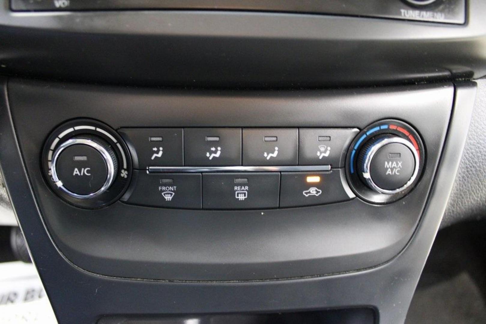 2017 Super Black /Charcoal Nissan Sentra S (3N1AB7AP1HY) with an 1.8L 4-Cylinder DOHC 16V engine, CVT transmission, located at 15300 Midway Rd., Addison, TX, 75001, (972) 702-0011, 32.958321, -96.838074 - 2017 Nissan Sentra S<br>Now Available at Midway Auto Group Addison, Texas<br><br>Efficient, dependable, and comfortablethe 2017 Nissan Sentra S is the perfect choice for daily commuting or weekend travel. Offering a spacious interior, excellent fuel economy, and modern convenience features, this se - Photo#15