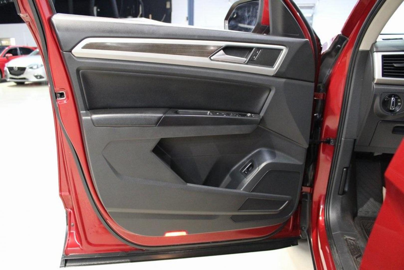 2018 Fortana Red /Titan Black Volkswagen Atlas SEL (1V2ER2CA1JC) with an 3.6L V6 engine, Automatic transmission, located at 15300 Midway Rd., Addison, TX, 75001, (972) 702-0011, 32.958321, -96.838074 - Photo#29