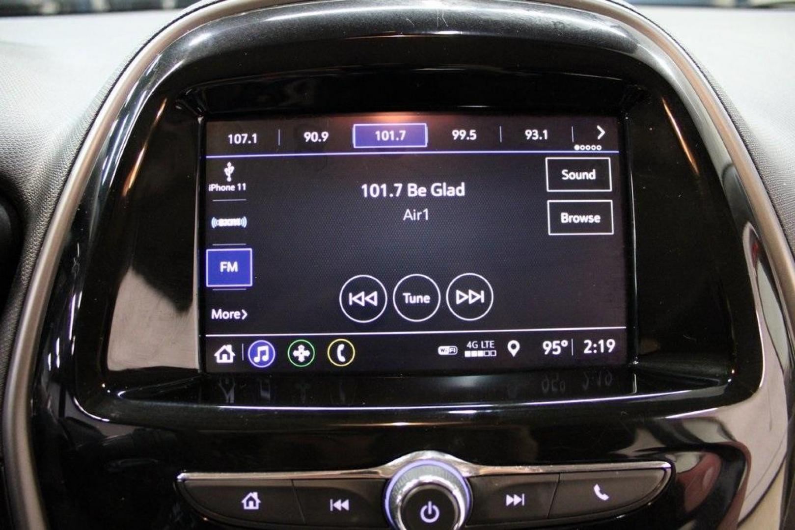 2021 Red Hot /Jet Black/Dark Anderson Silver Metallic Chevrolet Spark 1LT (KL8CD6SA9MC) with an 1.4L DOHC engine, CVT transmission, located at 15300 Midway Rd., Addison, TX, 75001, (972) 702-0011, 32.958321, -96.838074 - Photo#18