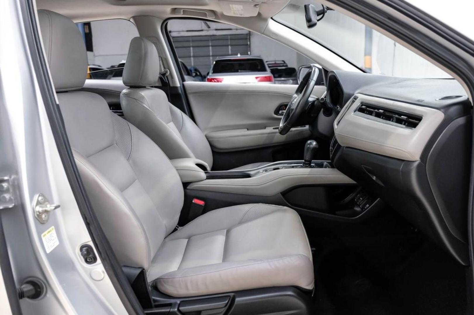2016 Alabaster Silver Metallic /Black Honda HR-V EX-L (3CZRU5H76GM) with an 1.8L I4 SOHC 16V i-VTEC engine, CVT transmission, located at 15300 Midway Rd., Addison, TX, 75001, (972) 702-0011, 32.958321, -96.838074 - Photo#29