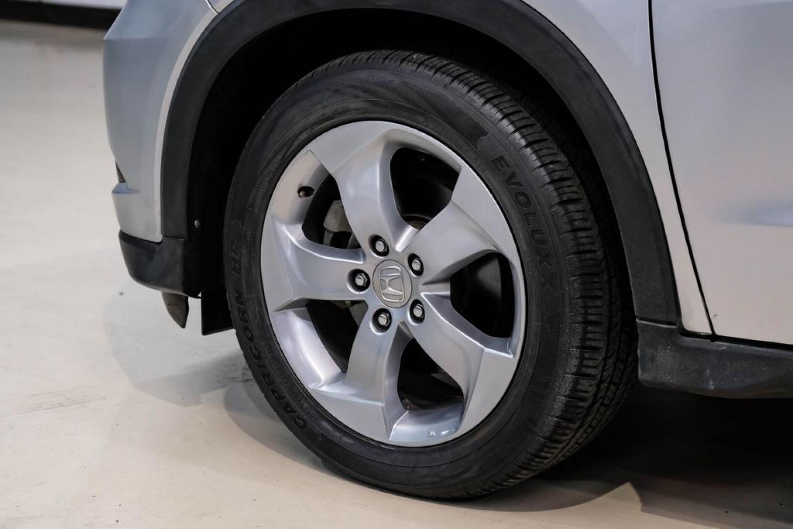 2016 Alabaster Silver Metallic /Black Honda HR-V EX-L (3CZRU5H76GM) with an 1.8L I4 SOHC 16V i-VTEC engine, CVT transmission, located at 15300 Midway Rd., Addison, TX, 75001, (972) 702-0011, 32.958321, -96.838074 - Photo#50