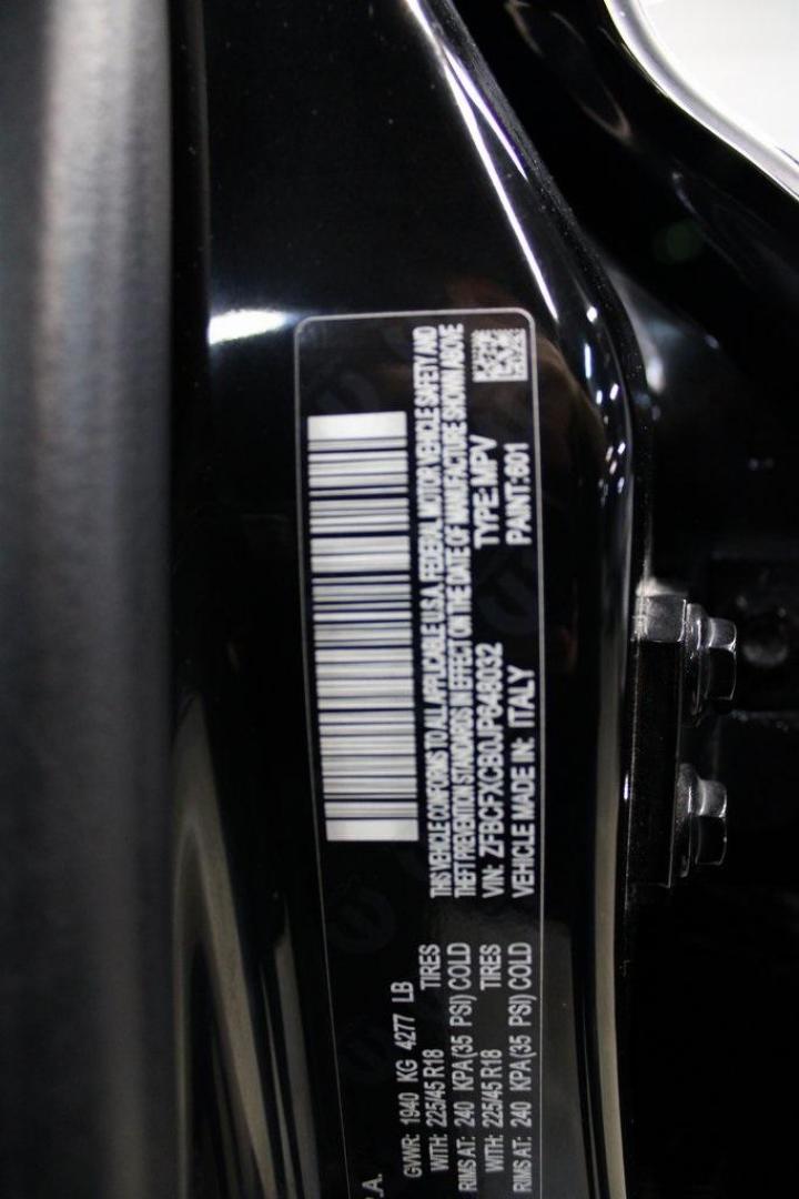 2018 Nero Cinema (Black Clear Coat) /Black Fiat 500X Trekking (ZFBCFXCB0JP) with an 2.4L I4 engine, Automatic transmission, located at 15300 Midway Rd., Addison, TX, 75001, (972) 702-0011, 32.958321, -96.838074 - 2018 FIAT 500X Pop<br>Now Available at Midway Auto Group Addison, Texas<br><br>Stand out from the crowd with the 2018 FIAT 500X Popa compact crossover that blends Italian style with everyday practicality. Perfect for city driving yet ready for weekend escapes, the 500X offers nimble handling, impre - Photo#23