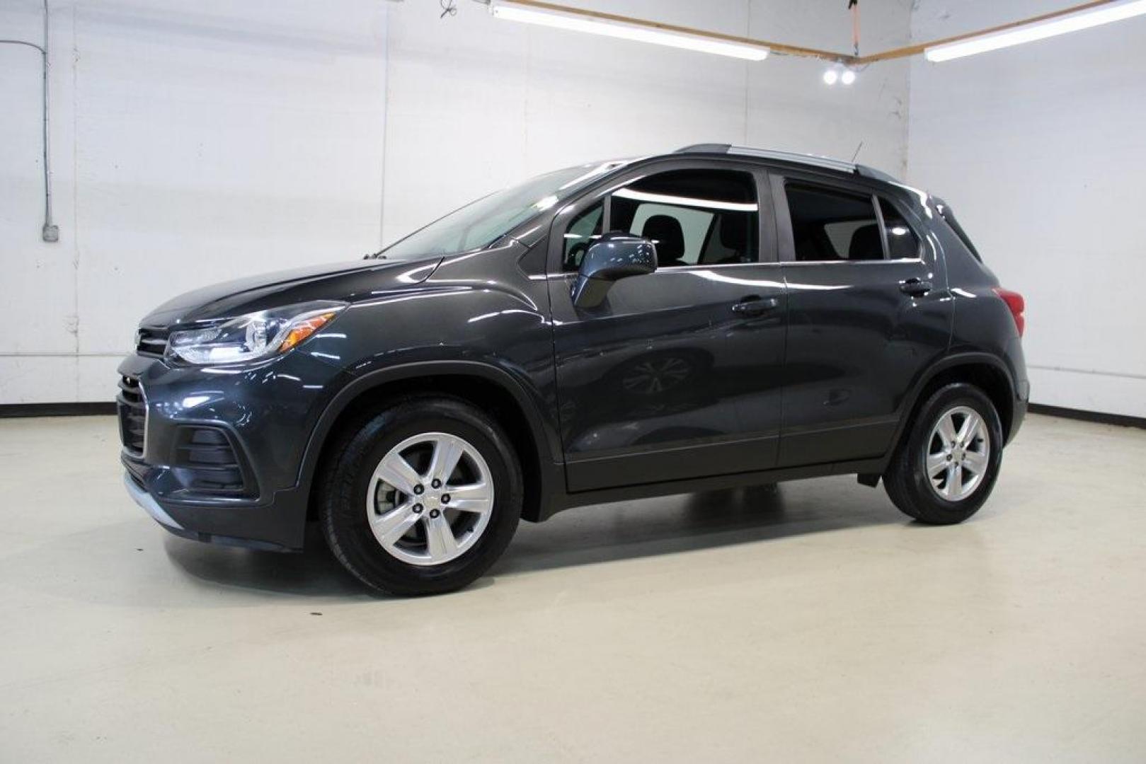 2017 Nightfall Gray Metallic /Jet Black Chevrolet Trax LT (3GNCJLSB3HL) with an ECOTEC 1.4L I4 SMPI DOHC Turbocharged VVT engine, Automatic transmission, located at 15300 Midway Rd., Addison, TX, 75001, (972) 702-0011, 32.958321, -96.838074 - 2017 Chevrolet Trax LT<br>Now Available at Midway Auto Group, Addison, Texas<br><br>Compact, versatile, and city-friendly, the 2017 Chevrolet Trax LT is designed for drivers who want SUV utility in an agile, fuel-efficient package. With its modern tech, comfortable interior, and confident performanc - Photo#4