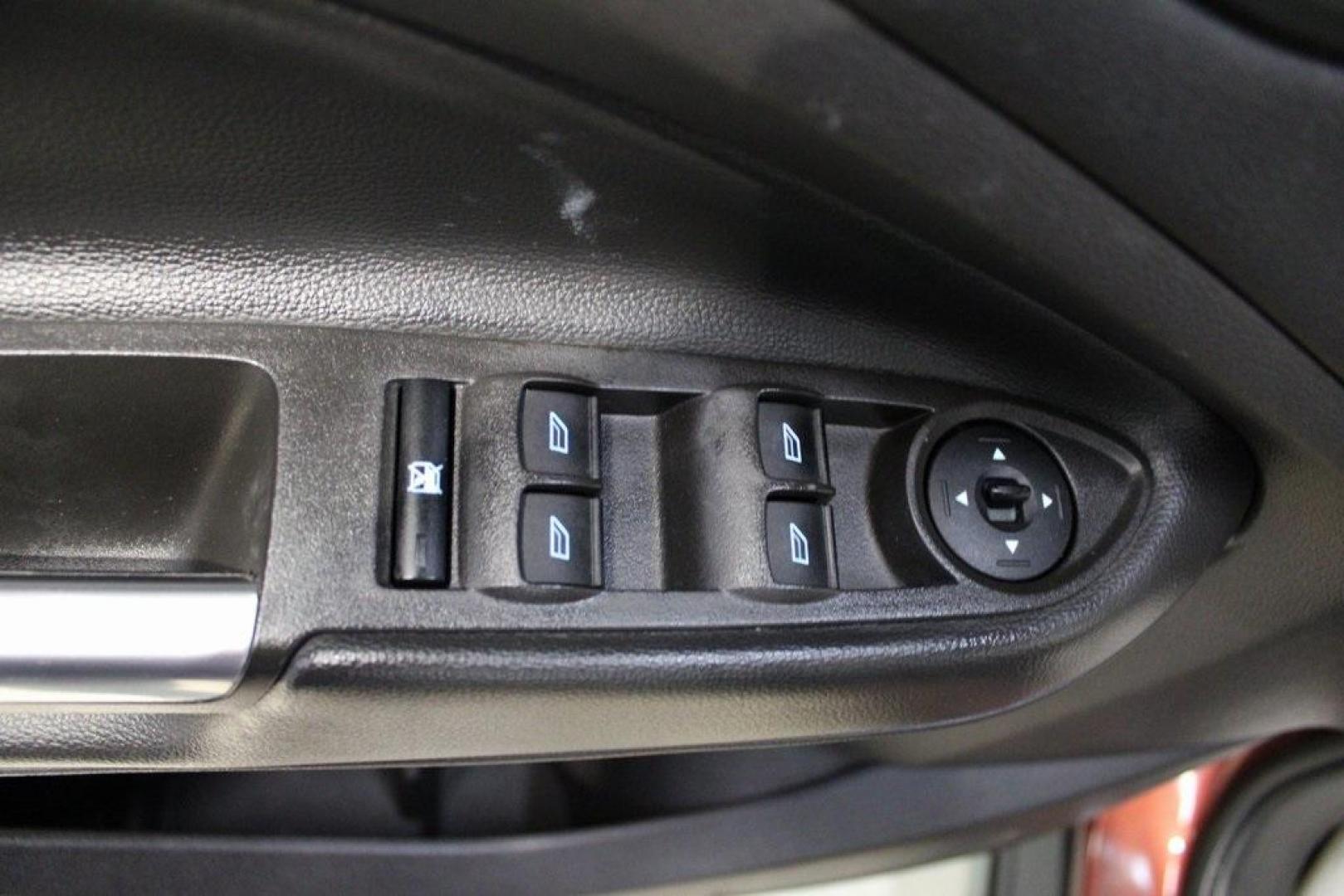 2018 Cinnamon Glaze /Charcoal Black Ford Escape SE (1FMCU0GD6JU) with an EcoBoost 2.0L I4 GTDi DOHC Turbocharged VCT engine, Automatic transmission, located at 15300 Midway Rd., Addison, TX, 75001, (972) 702-0011, 32.958321, -96.838074 - HOME OF THE NO HAGGLE PRICE - WHOLESALE PRICES TO THE PUBLIC!!<br><br>Cinnamon Glaze 2018 Ford Escape SE<br><br>23/30 City/Highway MPG<br><br>Awards:<br> * 2018 KBB.com 10 Most Awarded Brands * 2018 KBB.com Brand Image Awards<br><br>At Midway Auto Group, we strive to provide you with the best qua - Photo#25
