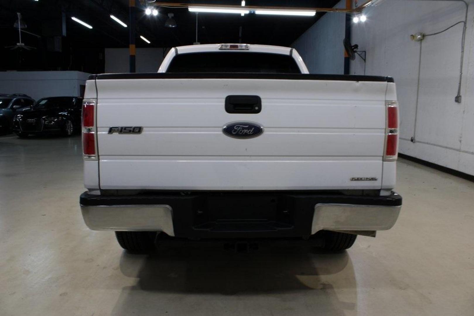 2014 Oxford White /Steel Gray Ford F-150 XL (1FTMF1CM4EK) with an 3.7L V6 FFV engine, Automatic transmission, located at 15300 Midway Rd., Addison, TX, 75001, (972) 702-0011, 32.958321, -96.838074 - Photo#7
