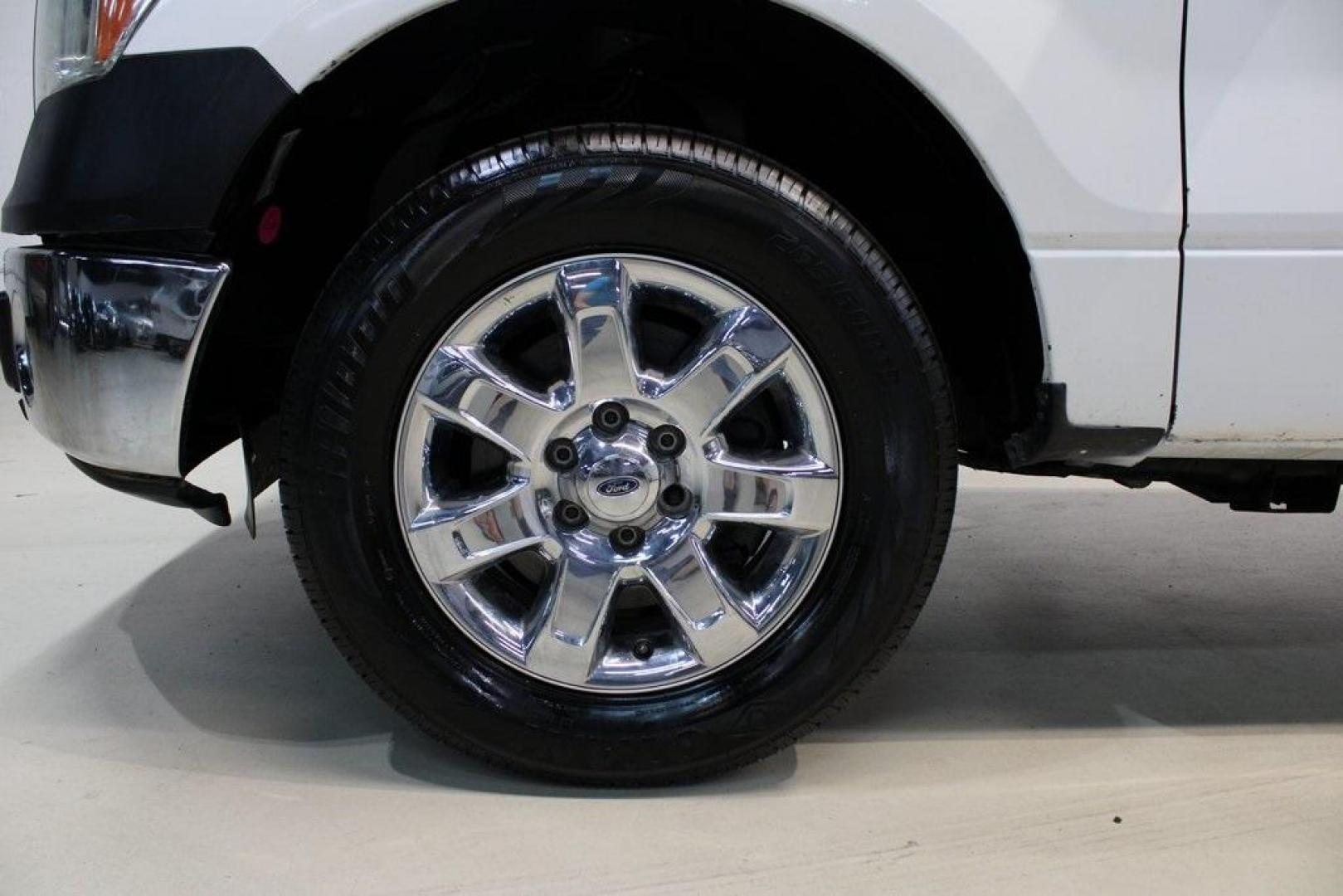 2014 Oxford White /Steel Gray Ford F-150 XL (1FTMF1CM4EK) with an 3.7L V6 FFV engine, Automatic transmission, located at 15300 Midway Rd., Addison, TX, 75001, (972) 702-0011, 32.958321, -96.838074 - Photo#8