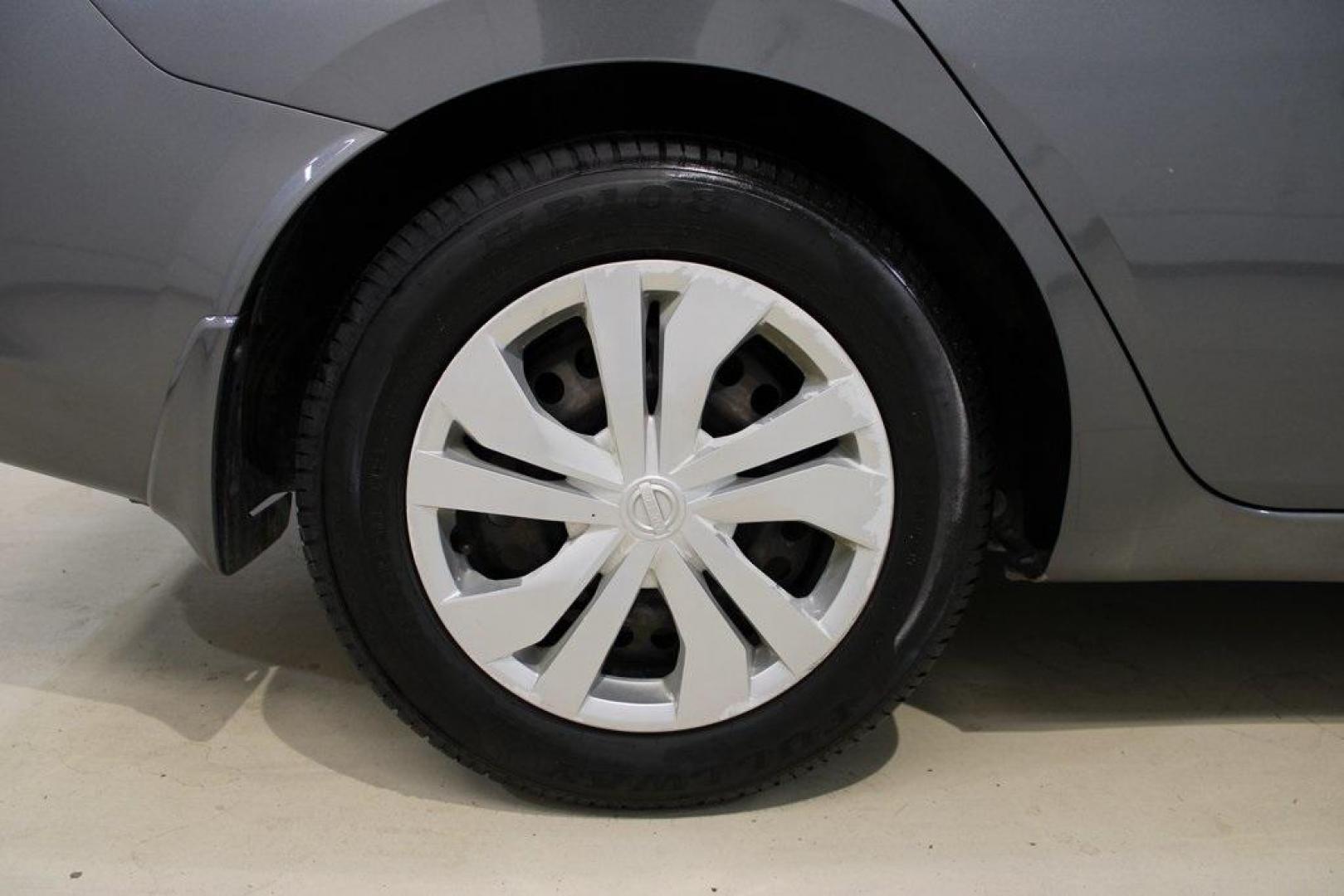 2021 Gun Metallic /Charcoal Nissan Versa 1.6 S (3N1CN8DV1ML) with an 1.6L 4-Cylinder DOHC 16V engine, CVT transmission, located at 15300 Midway Rd., Addison, TX, 75001, (972) 702-0011, 32.958321, -96.838074 - Photo#10