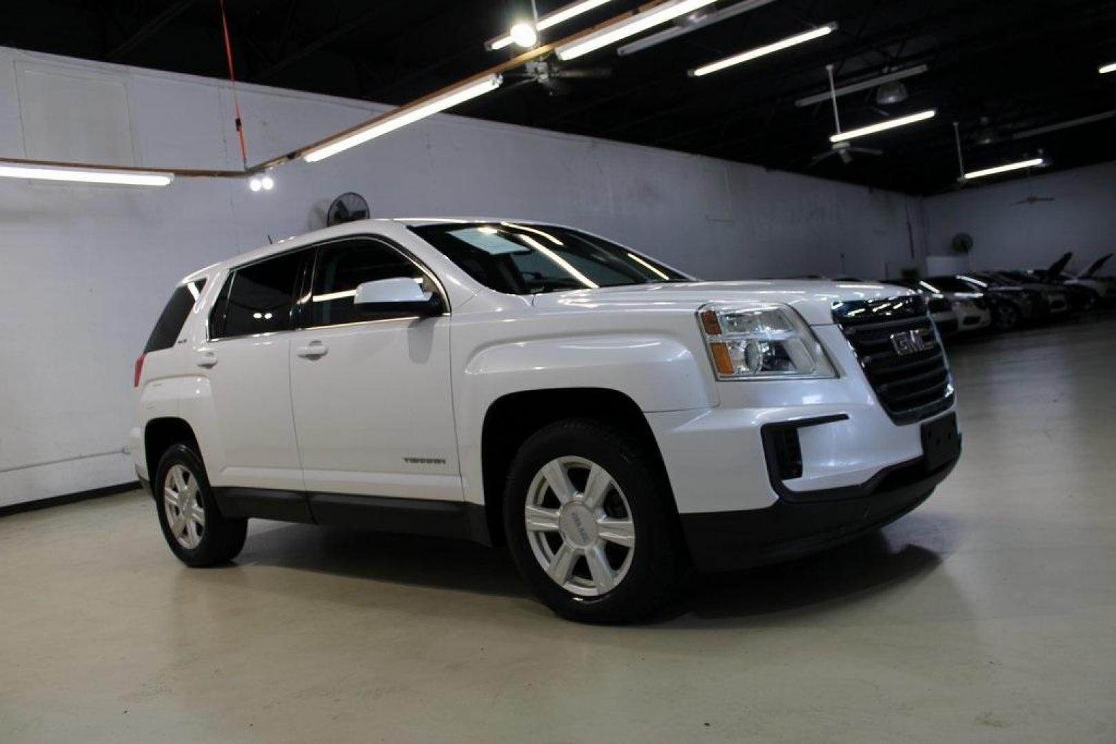2016 White Frost Tricoat /Jet Black GMC Terrain SLE-1 (2GKALMEK7G6) with an 2.4L 4-Cylinder SIDI DOHC VVT engine, Automatic transmission, located at 15300 Midway Rd., Addison, TX, 75001, (972) 702-0011, 32.958321, -96.838074 - HOME OF THE NO HAGGLE PRICE - WHOLESALE PRICES TO THE PUBLIC!! Odometer is 24603 miles below market average!<br><br>White Frost Tricoat 2016 GMC Terrain SLE-1<br><br>22/32 City/Highway MPG<br><br>Awards:<br> * JD Power Initial Quality Study (IQS) * 2016 IIHS Top Safety Pick * 2016 IIHS Top Safe - Photo#6