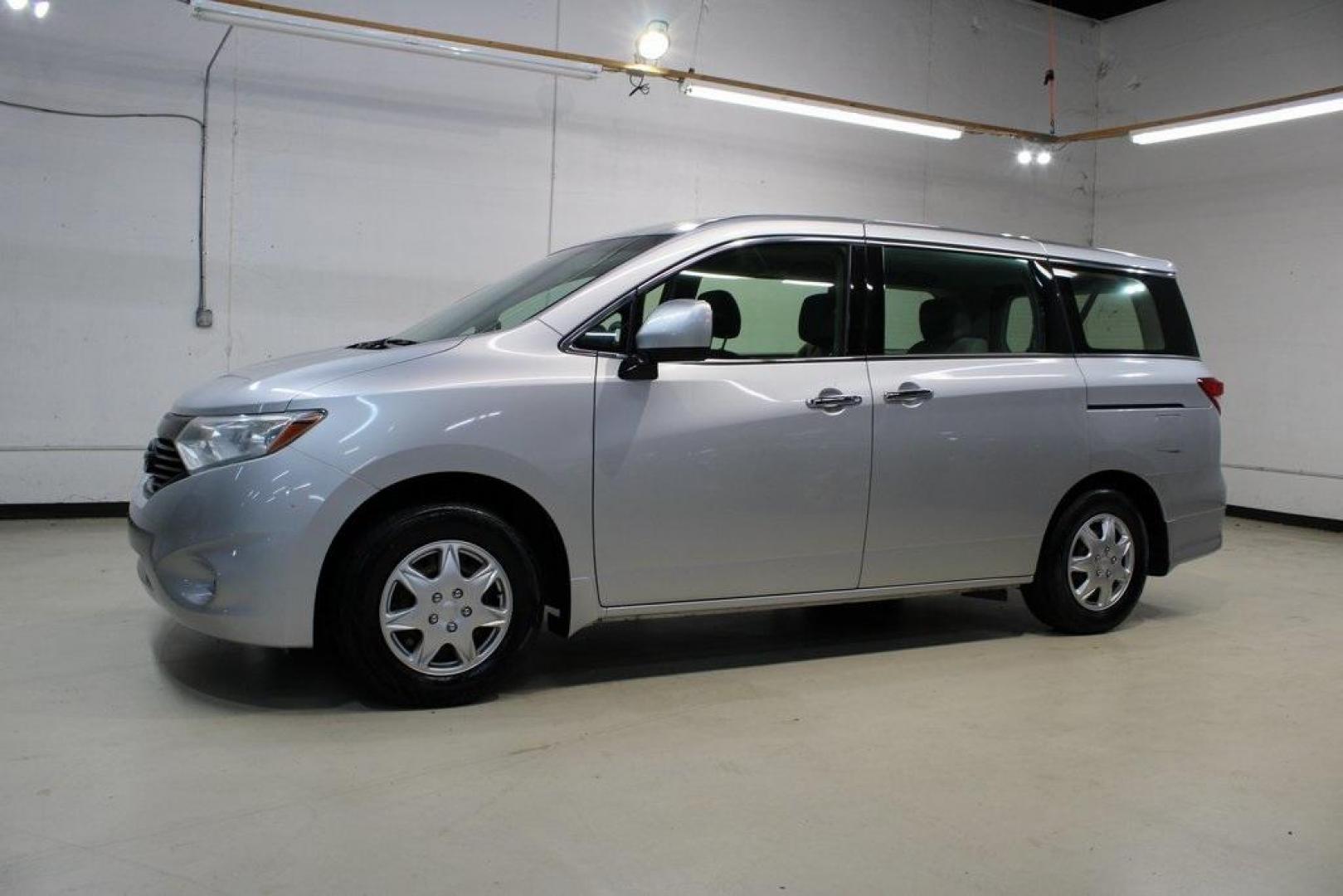 2015 Brilliant Silver /Gray Nissan Quest 3.5 S (JN8AE2KP2F9) with an 3.5L 6-Cylinder DOHC engine, CVT transmission, located at 15300 Midway Rd., Addison, TX, 75001, (972) 702-0011, 32.958321, -96.838074 - HOME OF THE NO HAGGLE PRICE - WHOLESALE PRICES TO THE PUBLIC!!<br><br>Brilliant Silver 2015 Nissan Quest 3.5 S<br><br>Recent Arrival! 20/27 City/Highway MPG<br><br><br>At Midway Auto Group, we strive to provide you with the best quality vehicles for the lowest possible price, and this 2015 Nissan Qu - Photo#4