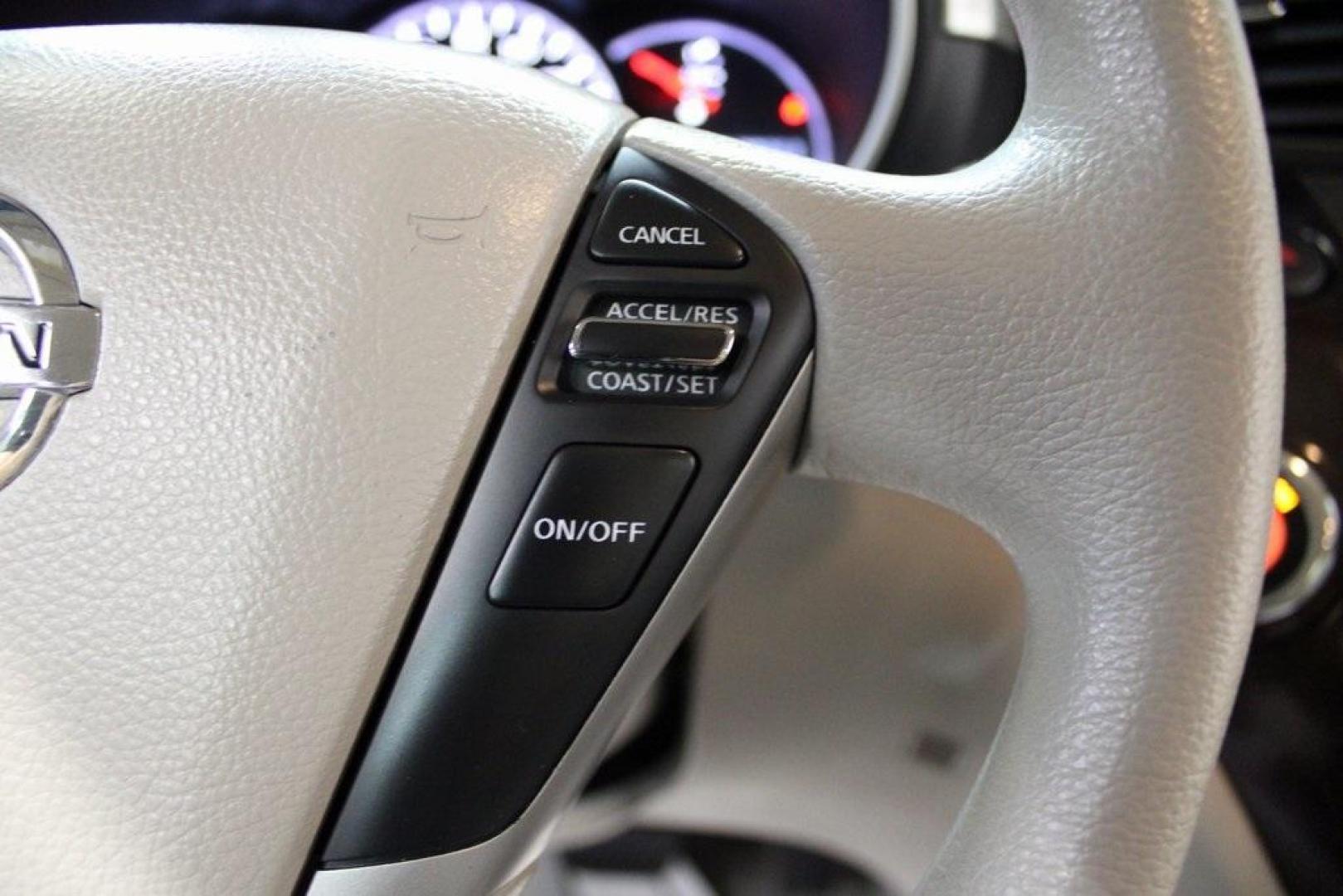 2015 Brilliant Silver /Gray Nissan Quest 3.5 S (JN8AE2KP2F9) with an 3.5L 6-Cylinder DOHC engine, CVT transmission, located at 15300 Midway Rd., Addison, TX, 75001, (972) 702-0011, 32.958321, -96.838074 - HOME OF THE NO HAGGLE PRICE - WHOLESALE PRICES TO THE PUBLIC!!<br><br>Brilliant Silver 2015 Nissan Quest 3.5 S<br><br>Recent Arrival! 20/27 City/Highway MPG<br><br><br>At Midway Auto Group, we strive to provide you with the best quality vehicles for the lowest possible price, and this 2015 Nissan Qu - Photo#21