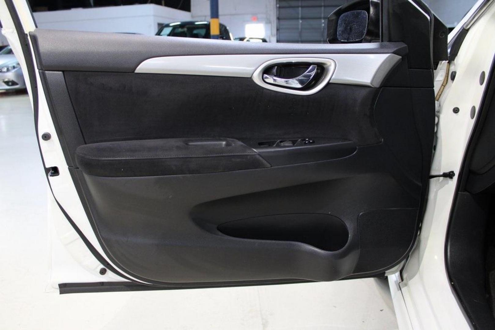 2014 Aspen White /Charcoal Nissan Sentra SR (3N1AB7AP6EY) with an 1.8L 4-Cylinder DOHC 16V engine, CVT transmission, located at 15300 Midway Rd., Addison, TX, 75001, (972) 702-0011, 32.958321, -96.838074 - HOME OF THE NO HAGGLE PRICE - WHOLESALE PRICES TO THE PUBLIC!!<br><br>Aspen White 2014 Nissan Sentra SR<br><br>30/39 City/Highway MPG<br><br>Awards:<br> * 2014 KBB.com 10 Best Used Compact Cars Under $10,000<br><br>At Midway Auto Group, we strive to provide you with the best quality vehicles for th - Photo#21