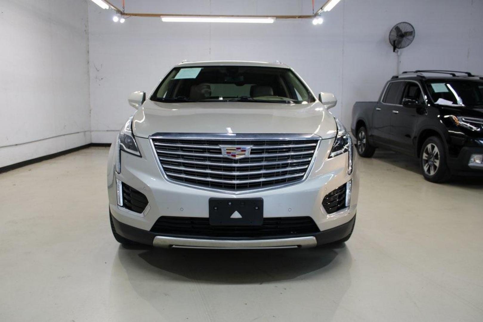2017 Silver Coast Metallic /Maple Sugar Cadillac XT5 Platinum (1GYKNFRS7HZ) with an 3.6L V6 DI VVT engine, Automatic transmission, located at 15300 Midway Rd., Addison, TX, 75001, (972) 702-0011, 32.958321, -96.838074 - Photo#5