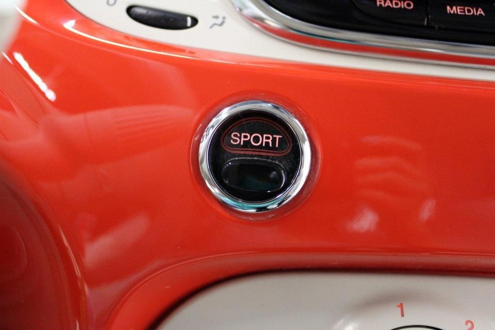 2017 Spitfire Orange /Avorio (Ivory) Fiat 500 Pop (3C3CFFKR4HT) with an 1.4L I4 16V MultiAir engine, Automatic transmission, located at 15300 Midway Rd., Addison, TX, 75001, (972) 702-0011, 32.958321, -96.838074 - Photo#18