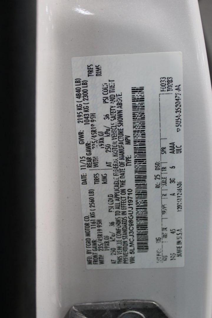 2016 White Platinum Clearcoat Metallic /White Sands/Espresso Lincoln MKC Reserve (5LMCJ3C98GU) with an EcoBoost 2.0L I4 GTDi DOHC Turbocharged VCT engine, Automatic transmission, located at 15300 Midway Rd., Addison, TX, 75001, (972) 702-0011, 32.958321, -96.838074 - Photo#29