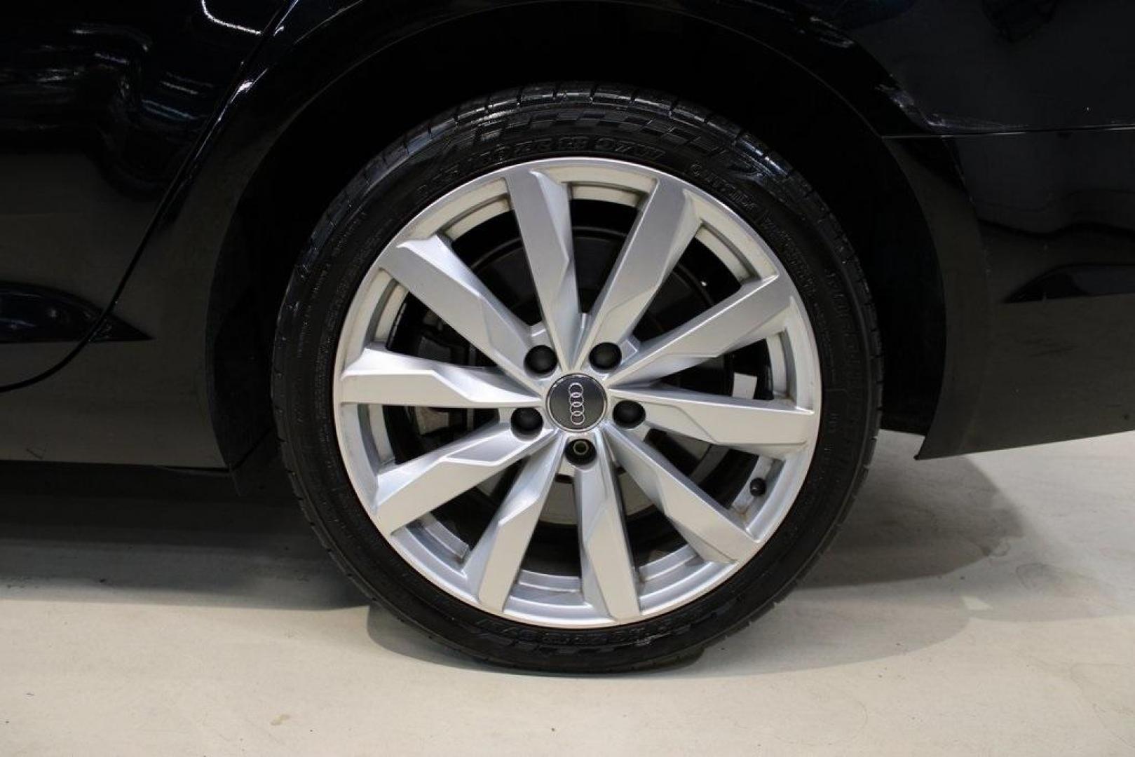 2017 Black Metallic /Black Audi A4 2.0T Premium (WAUANAF47HN) with an 2.0L I4 TFSI DOHC engine, Automatic transmission, located at 15300 Midway Rd., Addison, TX, 75001, (972) 702-0011, 32.958321, -96.838074 - Photo#9