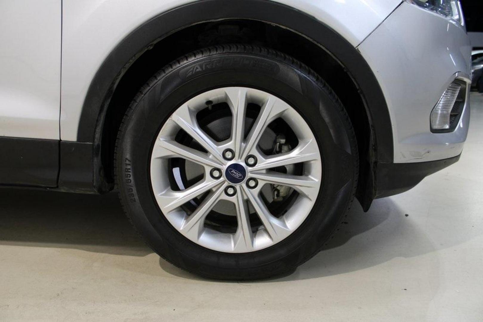 2018 Ingot Silver /Medium Light Stone Ford Escape SE (1FMCU0GD6JU) with an EcoBoost 2.0L I4 GTDi DOHC Turbocharged VCT engine, Automatic transmission, located at 15300 Midway Rd., Addison, TX, 75001, (972) 702-0011, 32.958321, -96.838074 - Photo#13