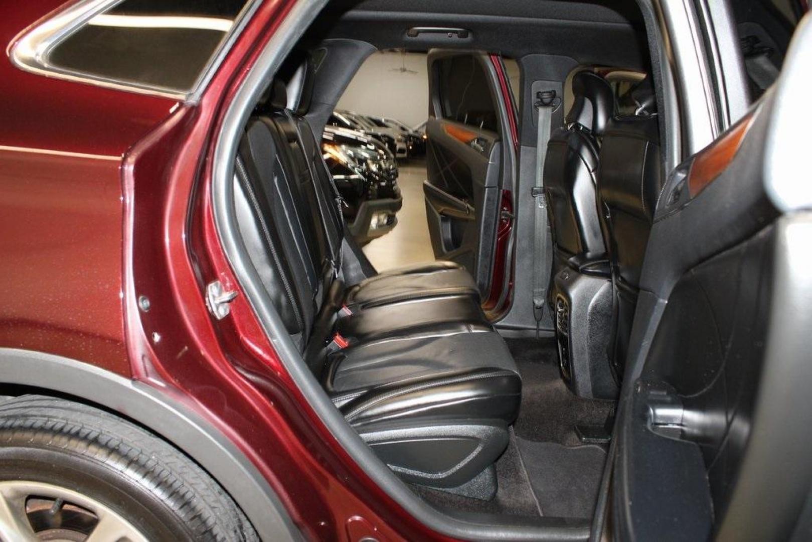 2019 Burgundy /Ebony Lincoln MKC Reserve (5LMCJ3D9XKU) with an 2.0L I4 engine, Automatic transmission, located at 15300 Midway Rd., Addison, TX, 75001, (972) 702-0011, 32.958321, -96.838074 - Photo#15
