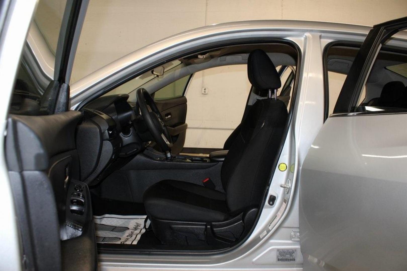 2021 Brilliant Silver Metallic /Charcoal Nissan Sentra S (3N1AB8BV6MY) with an 2.0L DOHC engine, CVT transmission, located at 15300 Midway Rd., Addison, TX, 75001, (972) 702-0011, 32.958321, -96.838074 - Photo#12