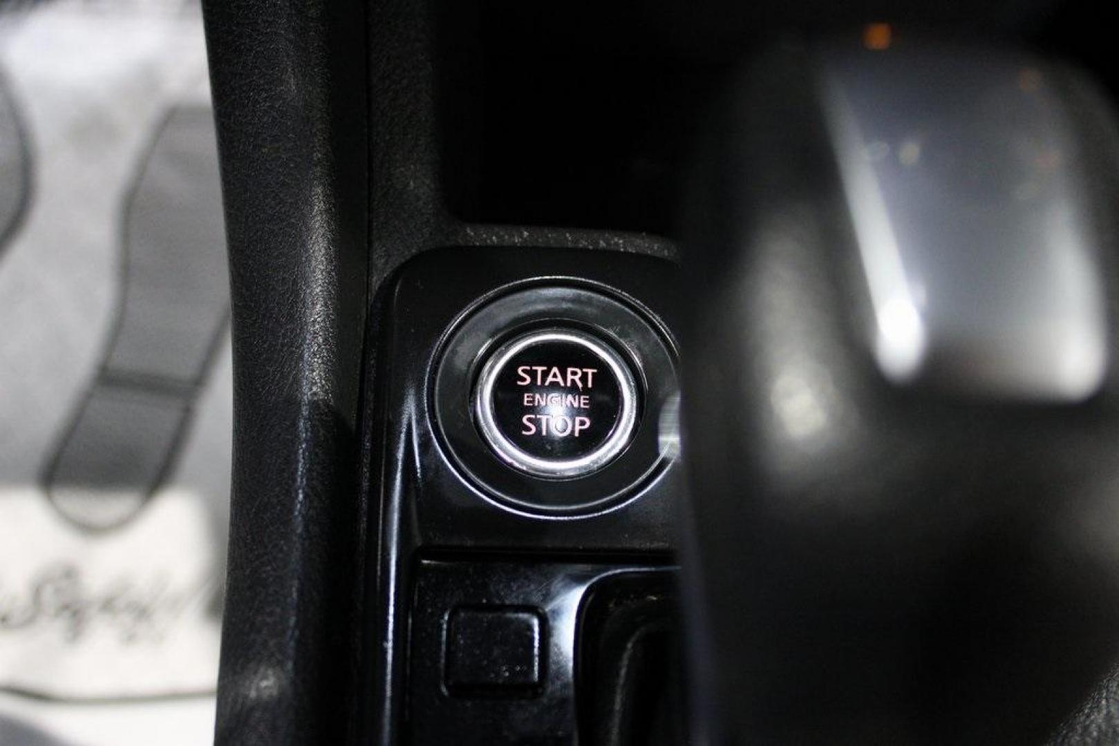 2021 Brilliant Silver Metallic /Charcoal Nissan Sentra S (3N1AB8BV6MY) with an 2.0L DOHC engine, CVT transmission, located at 15300 Midway Rd., Addison, TX, 75001, (972) 702-0011, 32.958321, -96.838074 - Photo#20