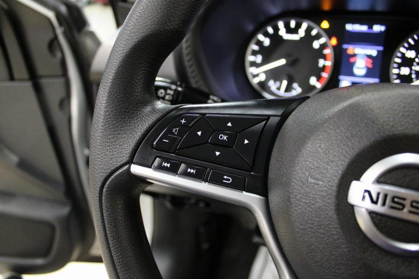 2021 Brilliant Silver Metallic /Charcoal Nissan Sentra S (3N1AB8BV6MY) with an 2.0L DOHC engine, CVT transmission, located at 15300 Midway Rd., Addison, TX, 75001, (972) 702-0011, 32.958321, -96.838074 - Photo#23