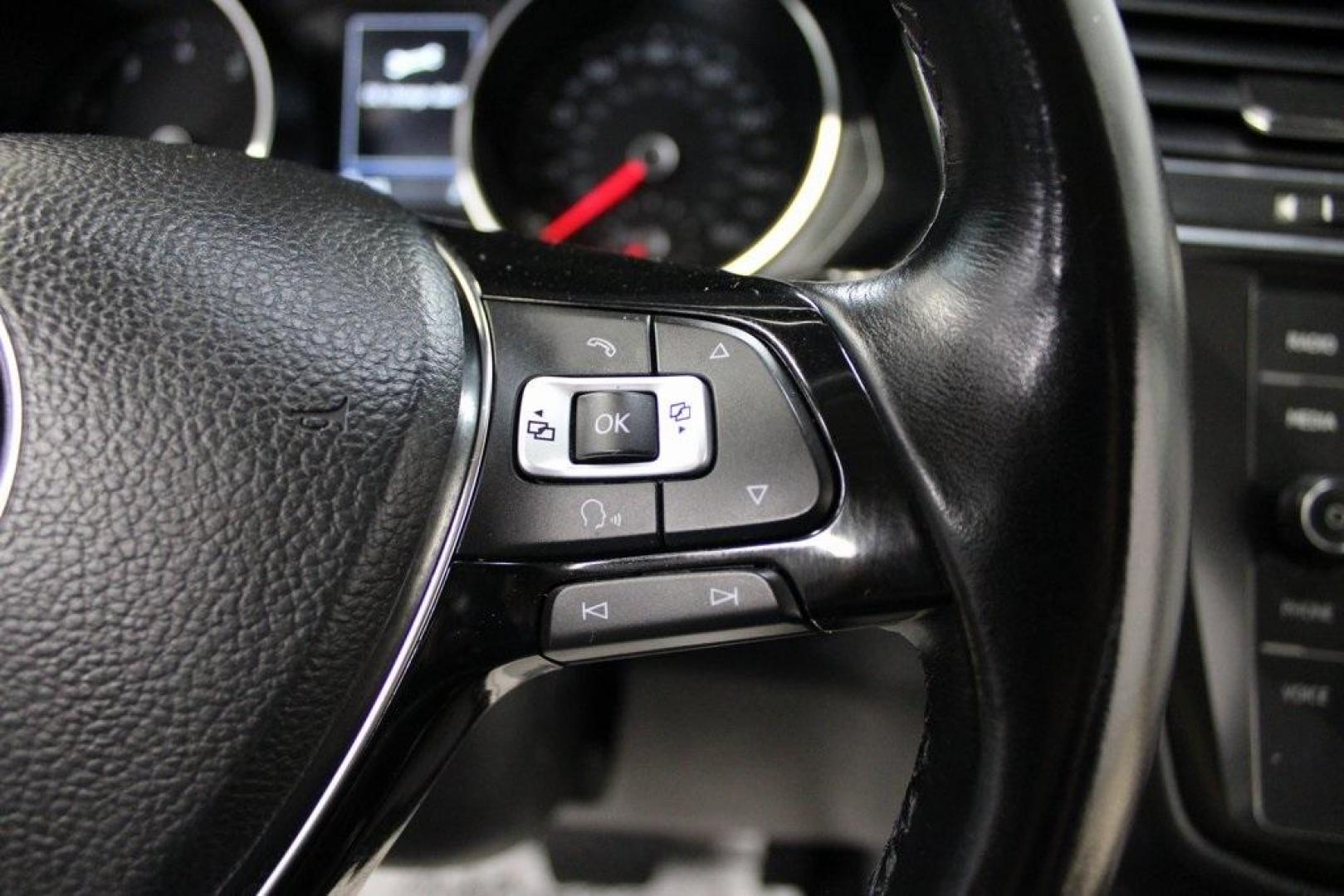 2018 Silk Blue Metallic /Titan Black Volkswagen Tiguan 2.0T SEL (3VV3B7AX2JM) with an 2.0L TSI DOHC engine, Automatic transmission, located at 15300 Midway Rd., Addison, TX, 75001, (972) 702-0011, 32.958321, -96.838074 - Photo#22