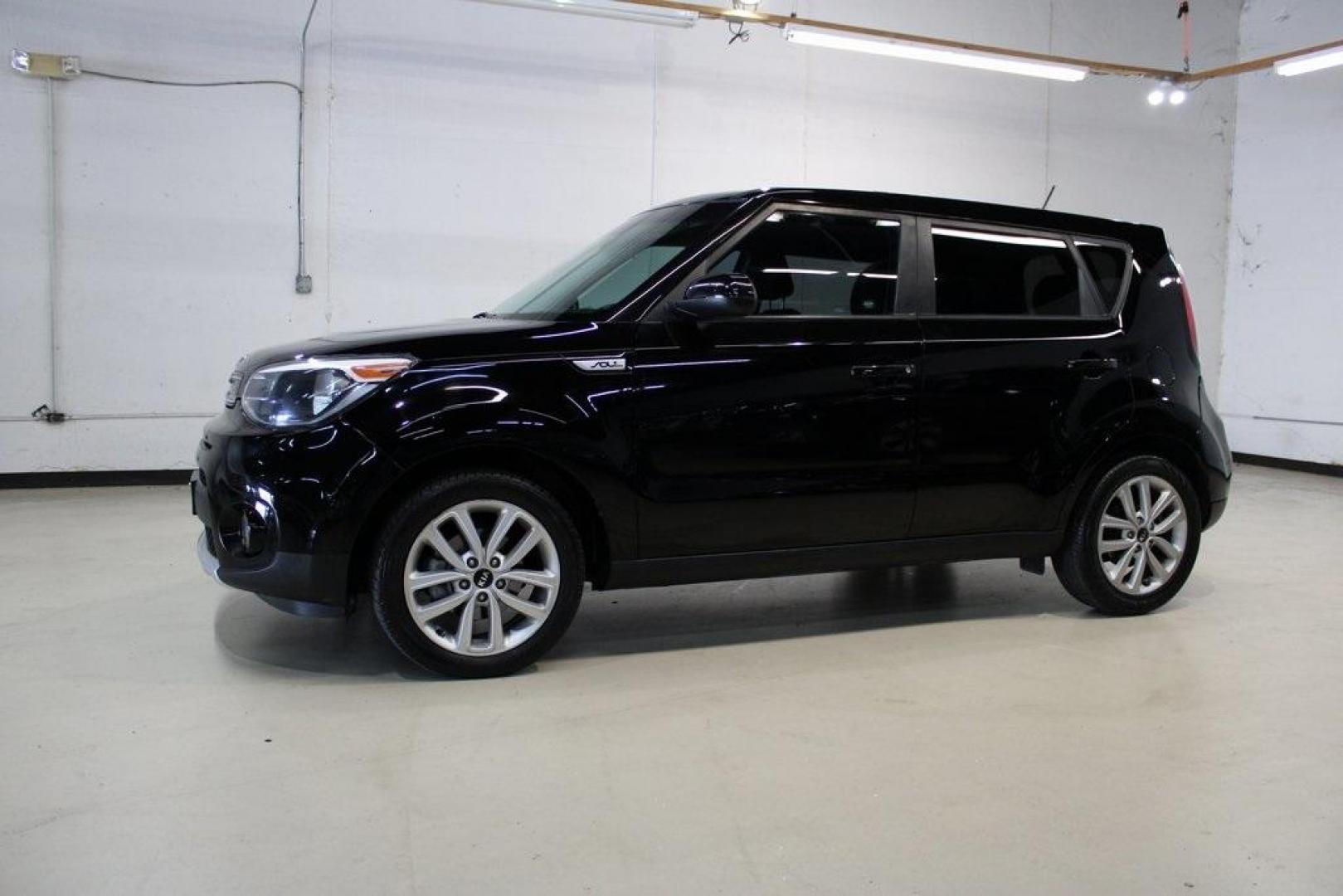 2018 Shadow Black /Black Kia Soul Plus (KNDJP3A51J7) with an I4 engine, Automatic transmission, located at 15300 Midway Rd., Addison, TX, 75001, (972) 702-0011, 32.958321, -96.838074 - Photo#4