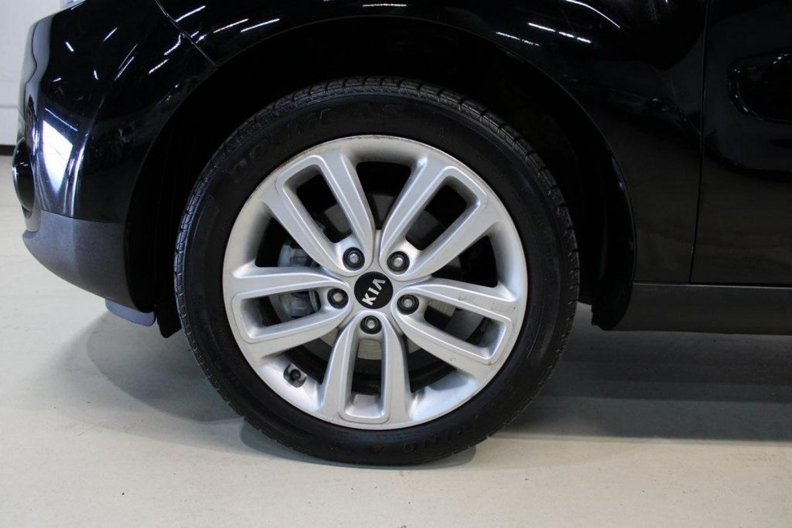 2018 Shadow Black /Black Kia Soul Plus (KNDJP3A51J7) with an I4 engine, Automatic transmission, located at 15300 Midway Rd., Addison, TX, 75001, (972) 702-0011, 32.958321, -96.838074 - Photo#8