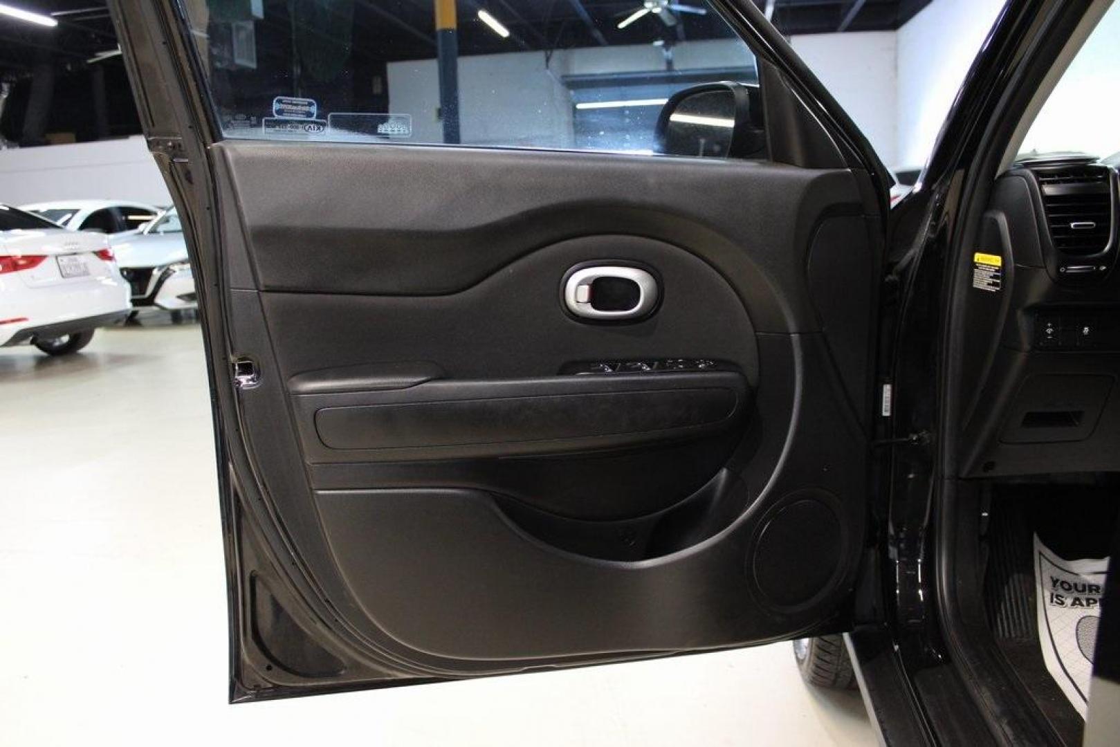 2018 Shadow Black /Black Kia Soul Plus (KNDJP3A51J7) with an I4 engine, Automatic transmission, located at 15300 Midway Rd., Addison, TX, 75001, (972) 702-0011, 32.958321, -96.838074 - Photo#23