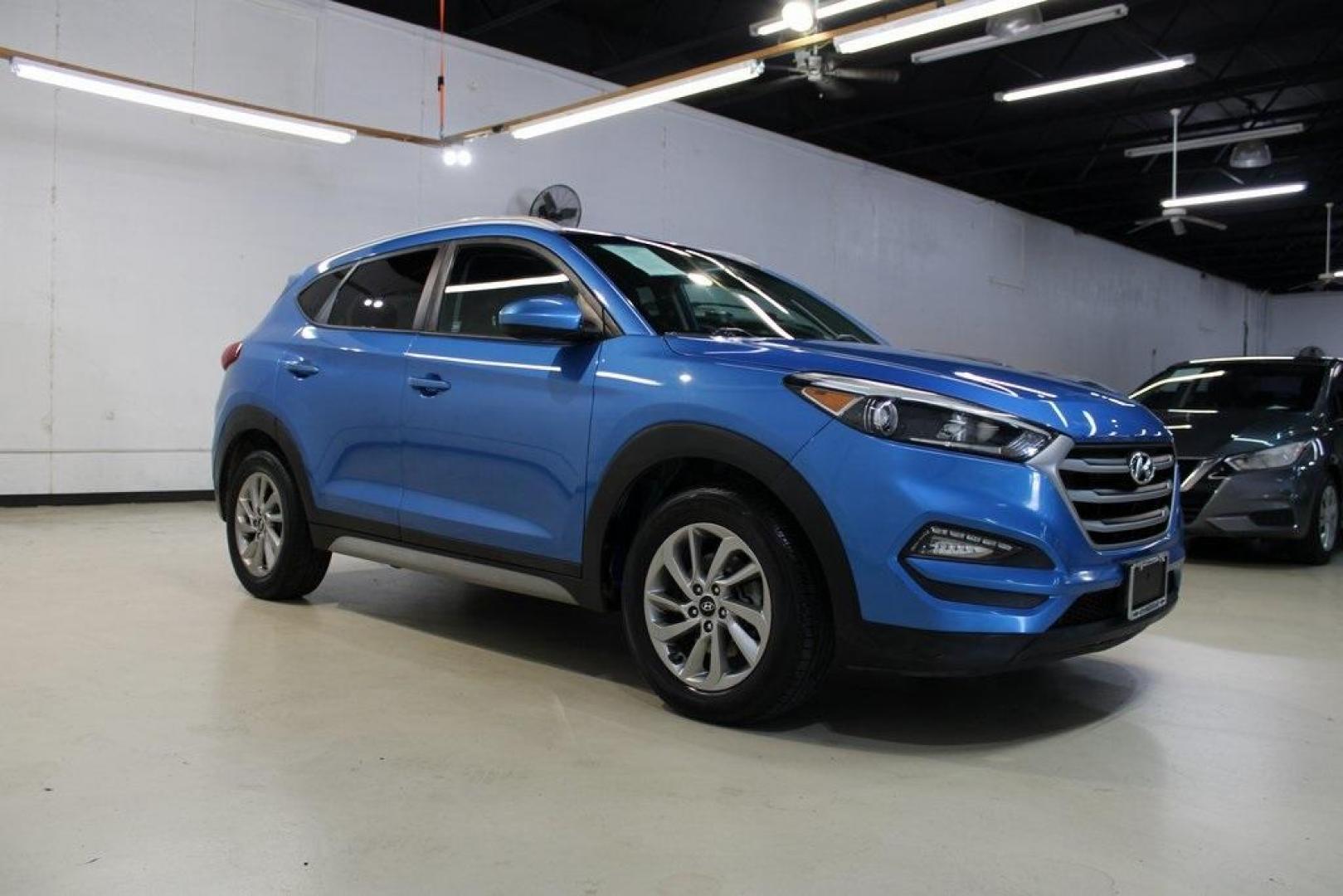 2018 Caribbean Blue /Black Hyundai Tucson SEL (KM8J3CA4XJU) with an 2.0L DOHC engine, Automatic transmission, located at 15300 Midway Rd., Addison, TX, 75001, (972) 702-0011, 32.958321, -96.838074 - Photo#6