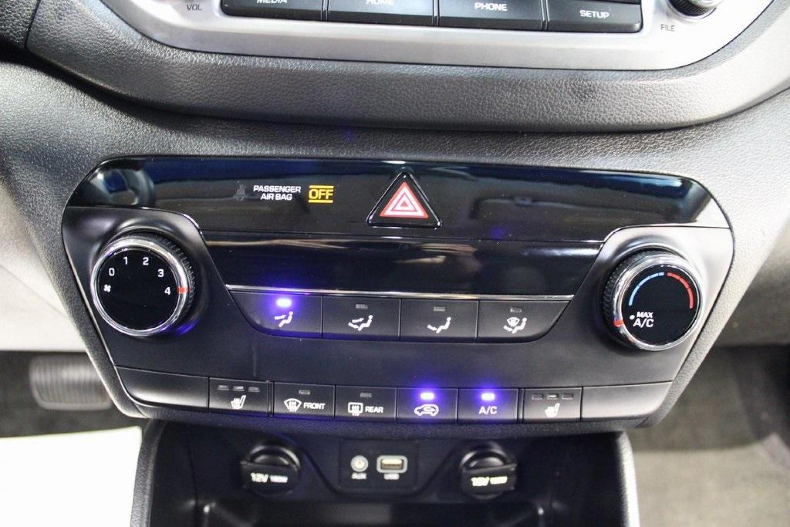 2018 Caribbean Blue /Black Hyundai Tucson SEL (KM8J3CA4XJU) with an 2.0L DOHC engine, Automatic transmission, located at 15300 Midway Rd., Addison, TX, 75001, (972) 702-0011, 32.958321, -96.838074 - Photo#22