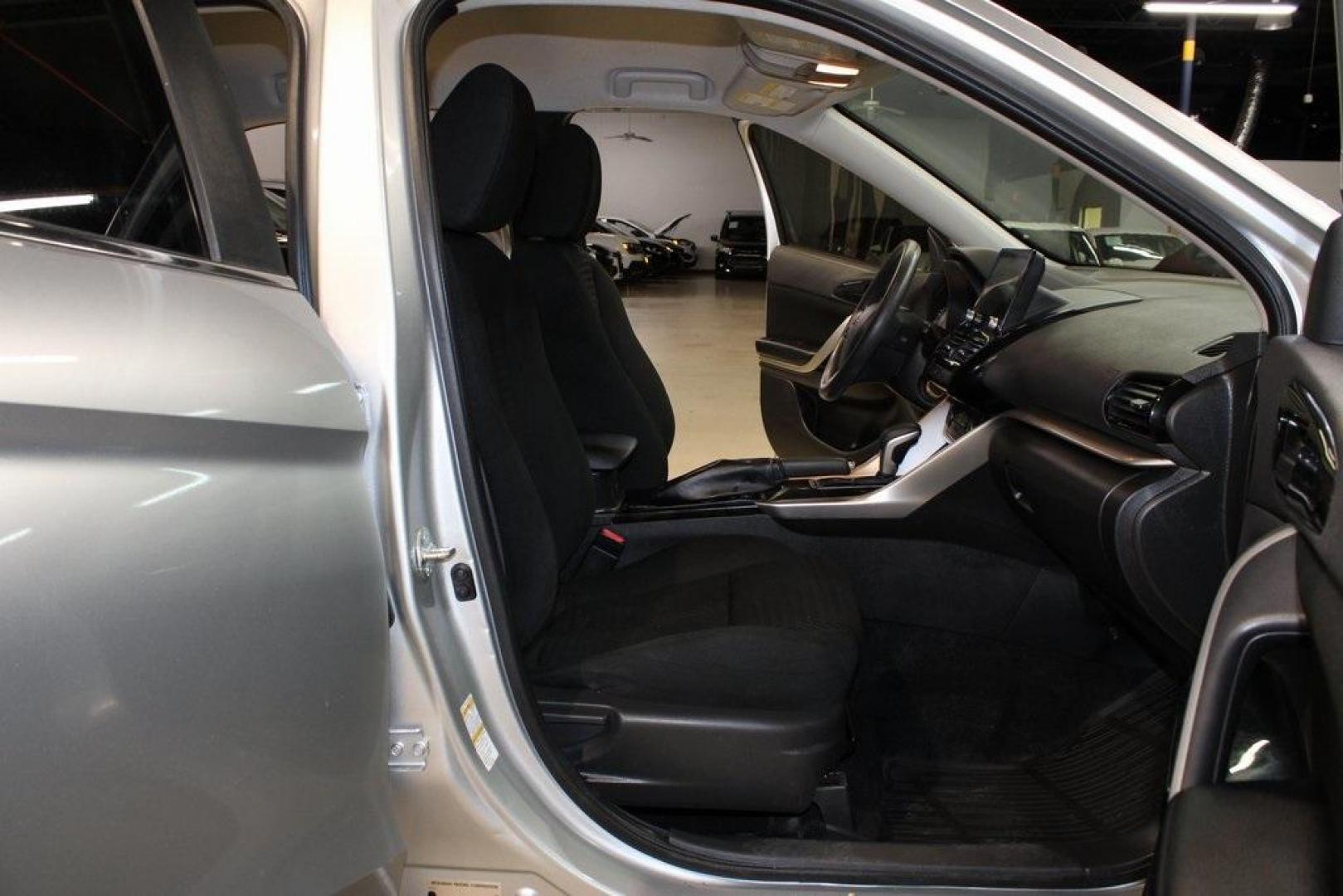2022 Alloy Silver Metallic /Black Mitsubishi Eclipse Cross LE (JA4ASVAA3NZ) with an 1.5L I4 DI Turbocharged DOHC 16V LEV3-ULEV70 152hp engine, CVT transmission, located at 15300 Midway Rd., Addison, TX, 75001, (972) 702-0011, 32.958321, -96.838074 - Photo#13