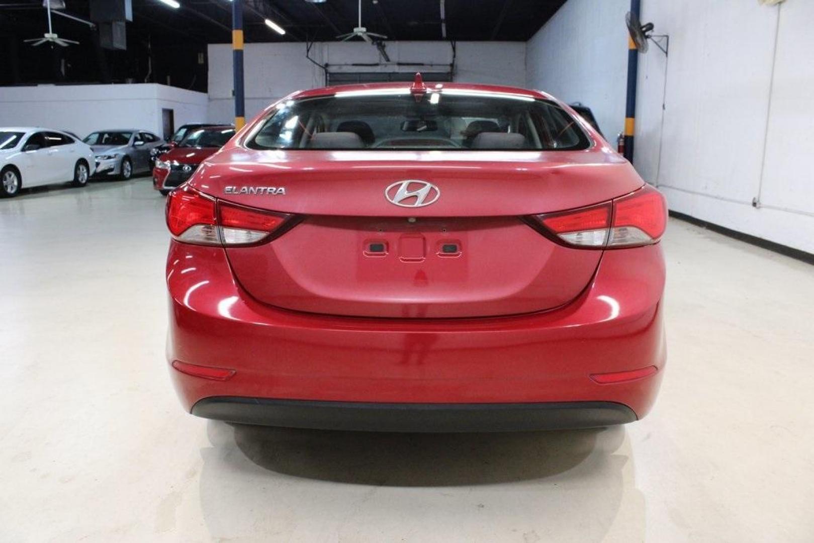 2015 Geranium Red /Black Hyundai Elantra SE (KMHDH4AE6FU) with an 1.8L I4 MPI DOHC 16V ULEV II 145hp engine, Automatic transmission, located at 15300 Midway Rd., Addison, TX, 75001, (972) 702-0011, 32.958321, -96.838074 - Photo#6