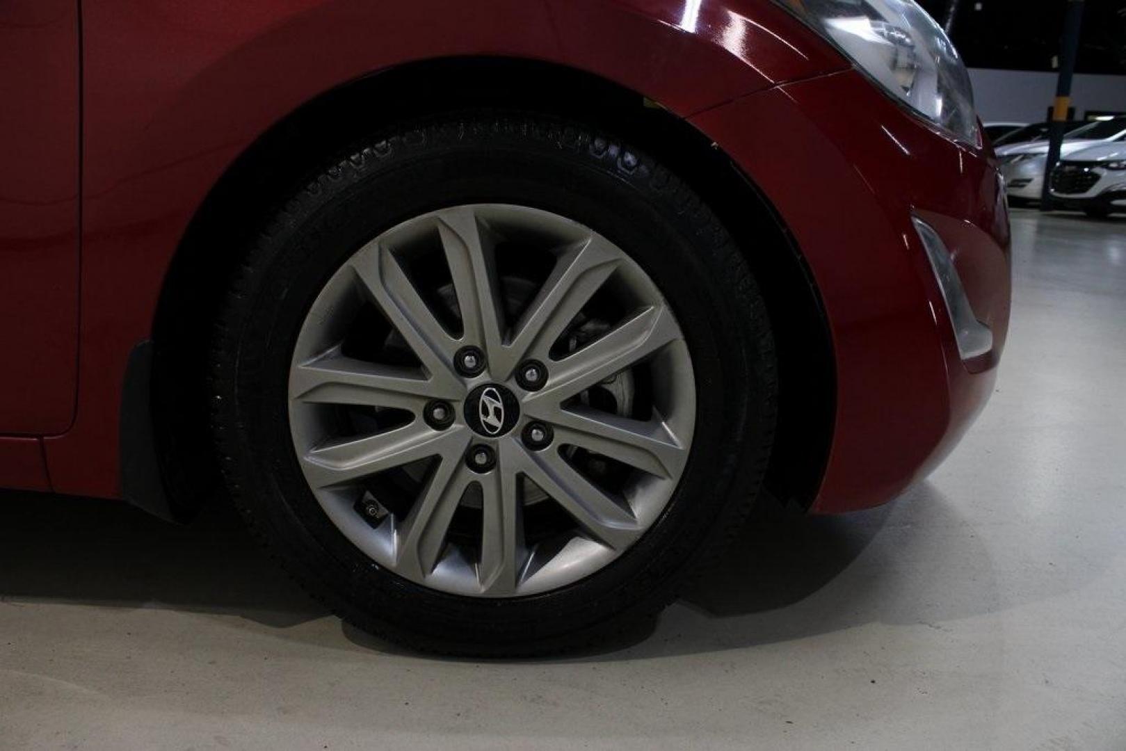 2015 Geranium Red /Black Hyundai Elantra SE (KMHDH4AE6FU) with an 1.8L I4 MPI DOHC 16V ULEV II 145hp engine, Automatic transmission, located at 15300 Midway Rd., Addison, TX, 75001, (972) 702-0011, 32.958321, -96.838074 - Photo#10