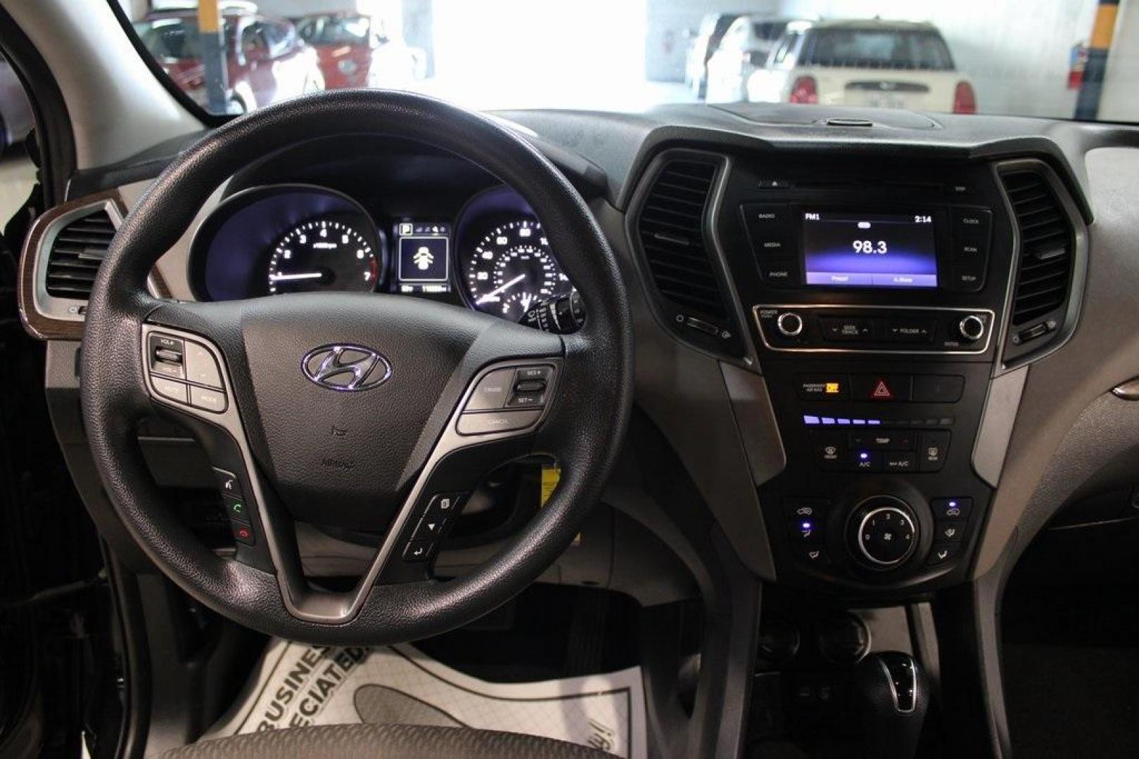 2018 Twilight Black /Gray Hyundai Santa Fe Sport 2.4 Base (5XYZT3LBXJG) with an 2.4L I4 DGI DOHC 16V engine, Automatic transmission, located at 15300 Midway Rd., Addison, TX, 75001, (972) 702-0011, 32.958321, -96.838074 - Photo#17