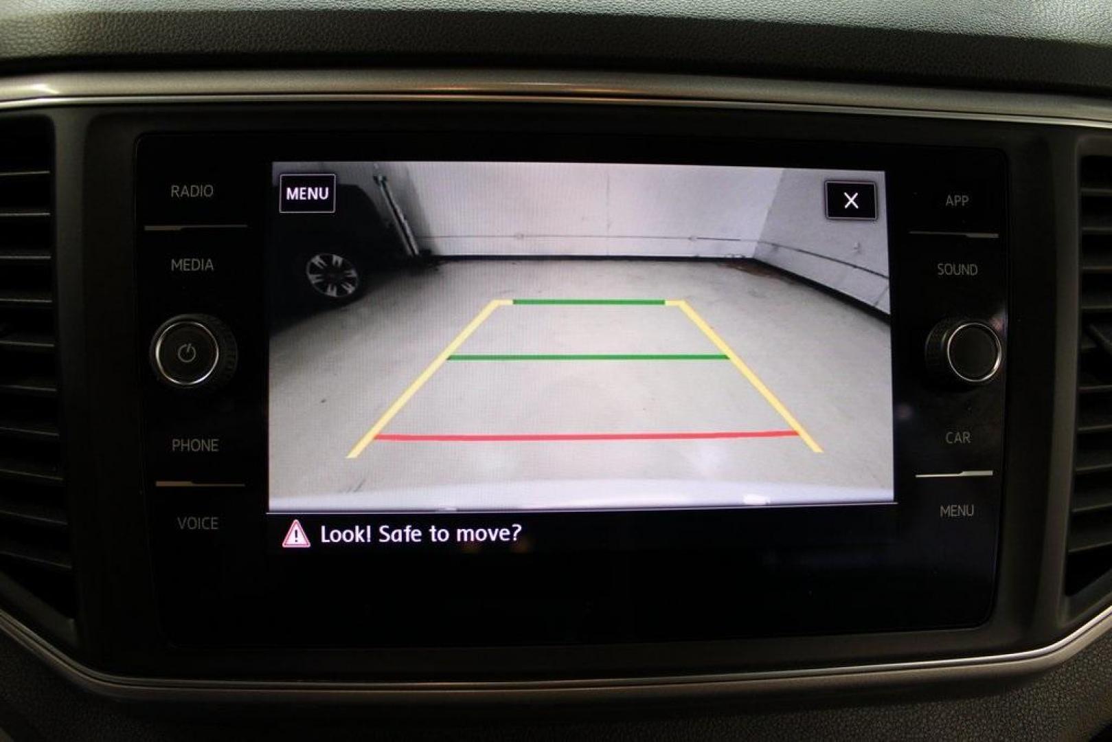 2019 Pure White /Titan Black Volkswagen Atlas 3.6L V6 SE (1V2WR2CA6KC) with an 3.6L VR6 engine, Automatic transmission, located at 15300 Midway Rd., Addison, TX, 75001, (972) 702-0011, 32.958321, -96.838074 - Photo#18