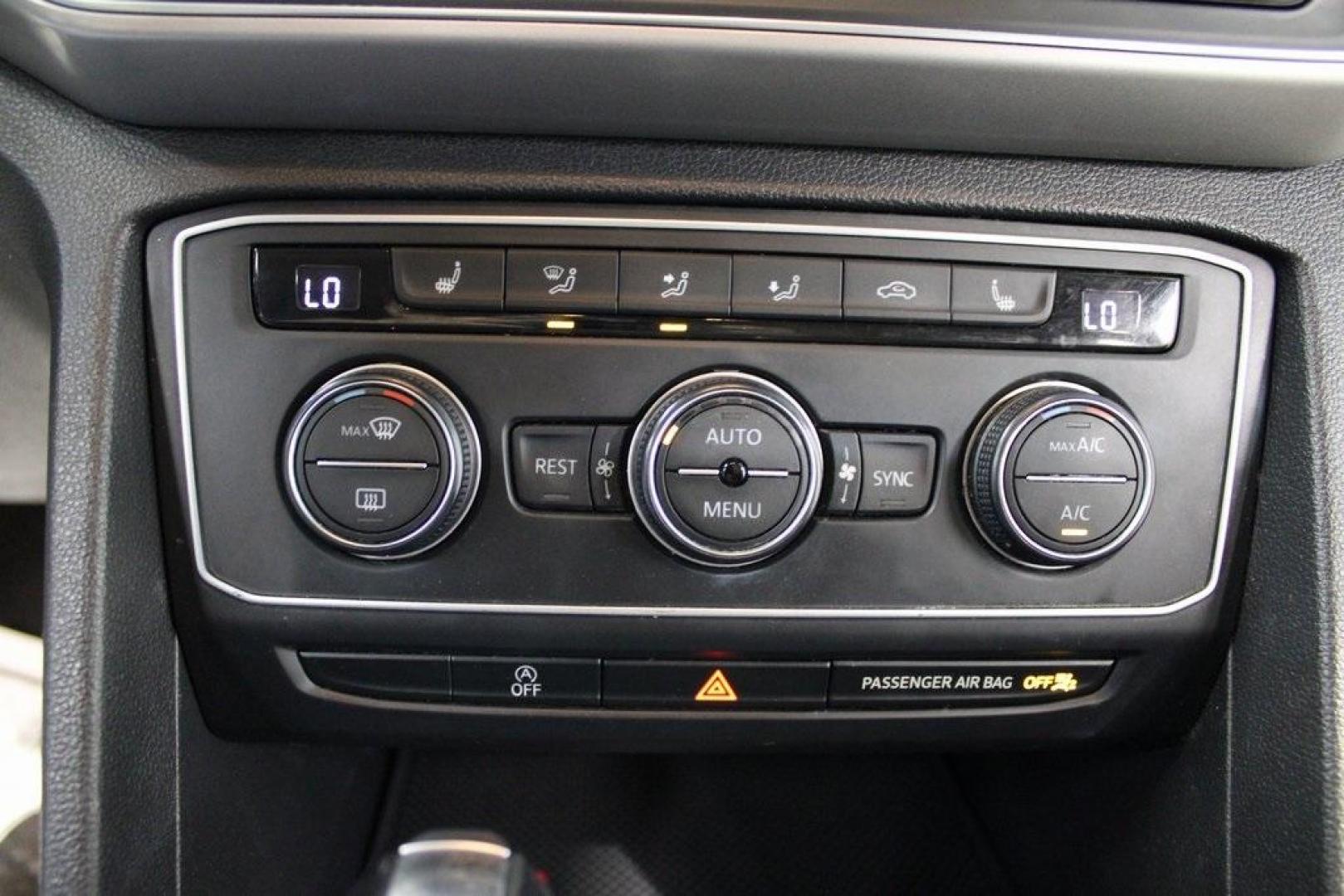 2019 Pure White /Titan Black Volkswagen Atlas 3.6L V6 SE (1V2WR2CA6KC) with an 3.6L VR6 engine, Automatic transmission, located at 15300 Midway Rd., Addison, TX, 75001, (972) 702-0011, 32.958321, -96.838074 - Photo#20