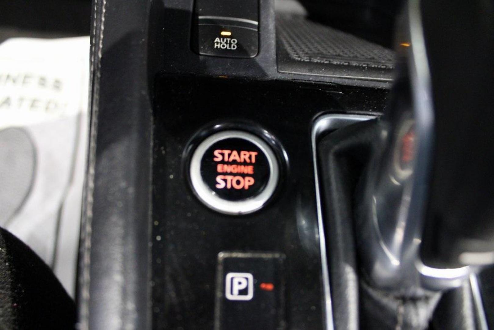 2022 Gun Metallic /Black Nissan Kicks SR (3N1CP5DV9NL) with an 1.6L 4-Cylinder DOHC 16V engine, CVT transmission, located at 15300 Midway Rd., Addison, TX, 75001, (972) 702-0011, 32.958321, -96.838074 - Photo#20